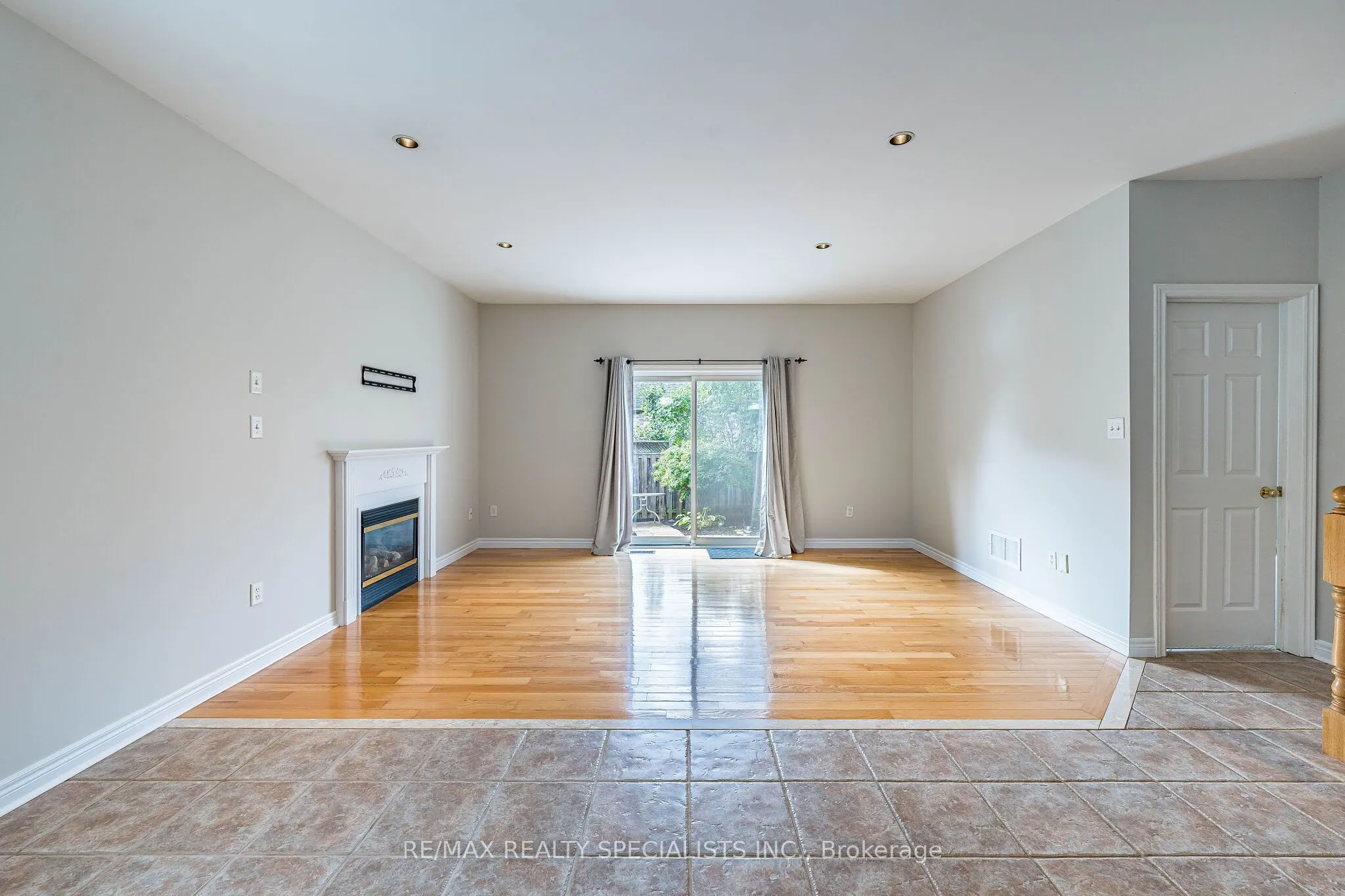 27 Nailsworth Crescent