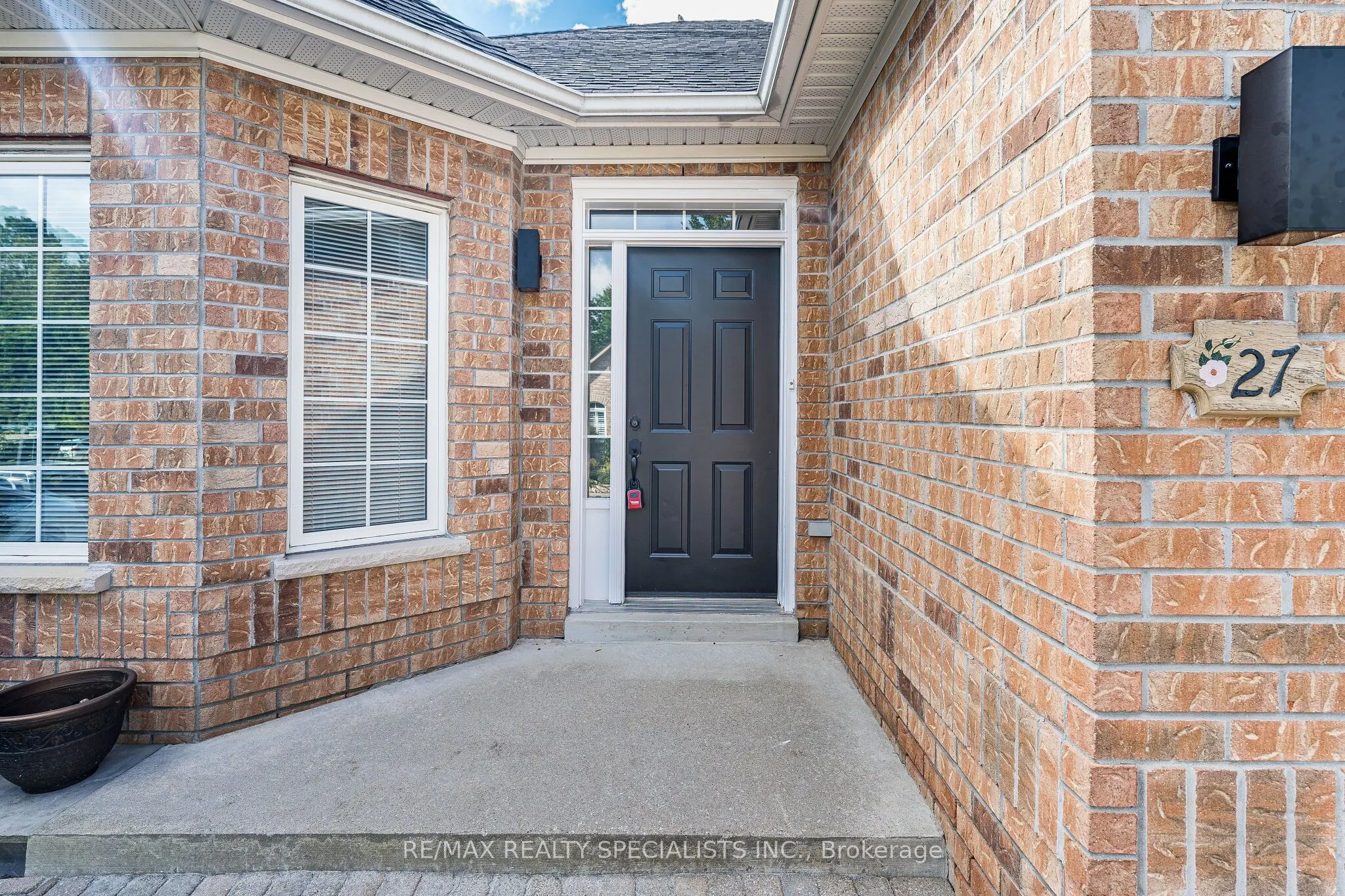 27 Nailsworth Crescent