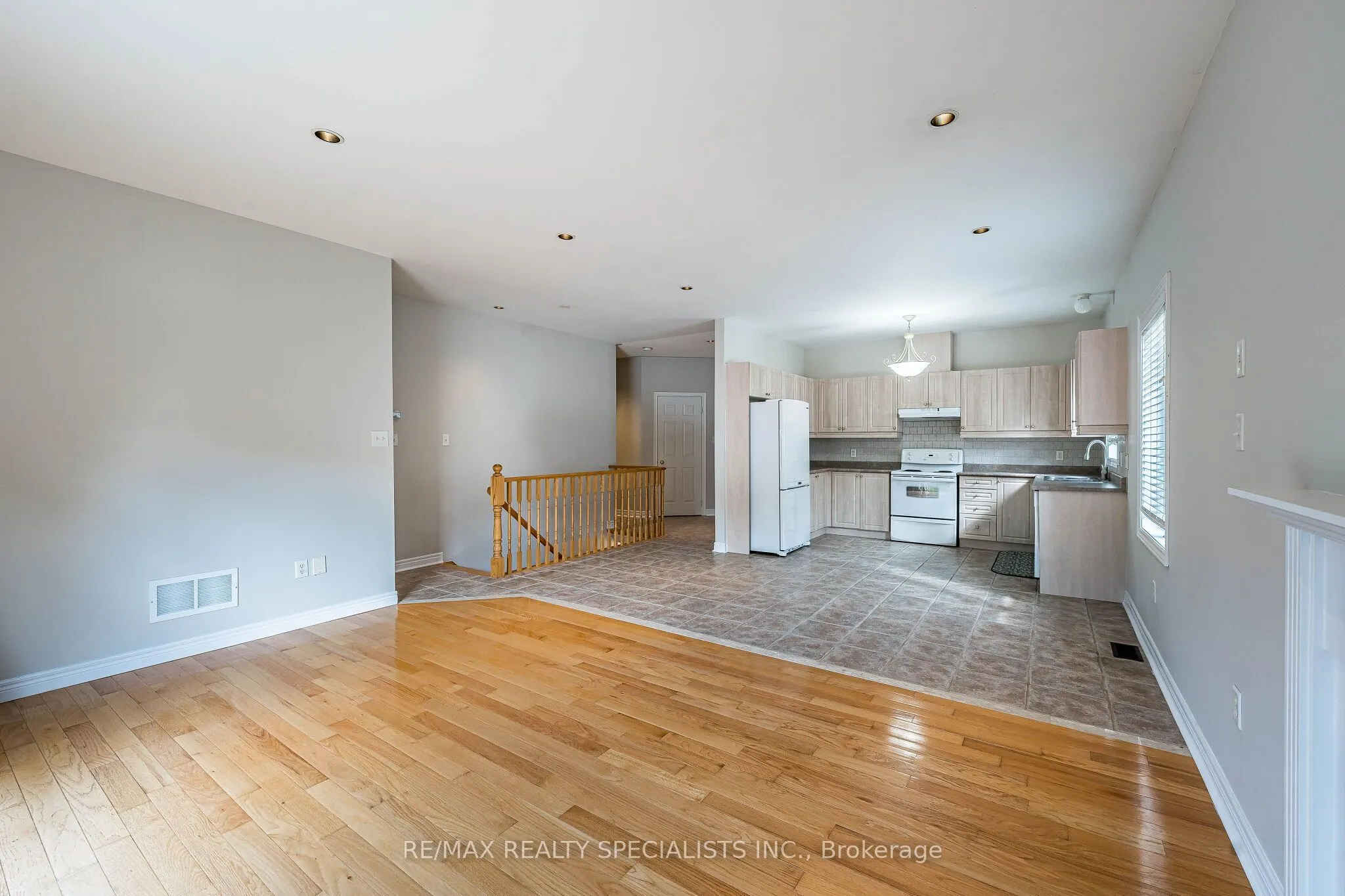 27 Nailsworth Crescent
