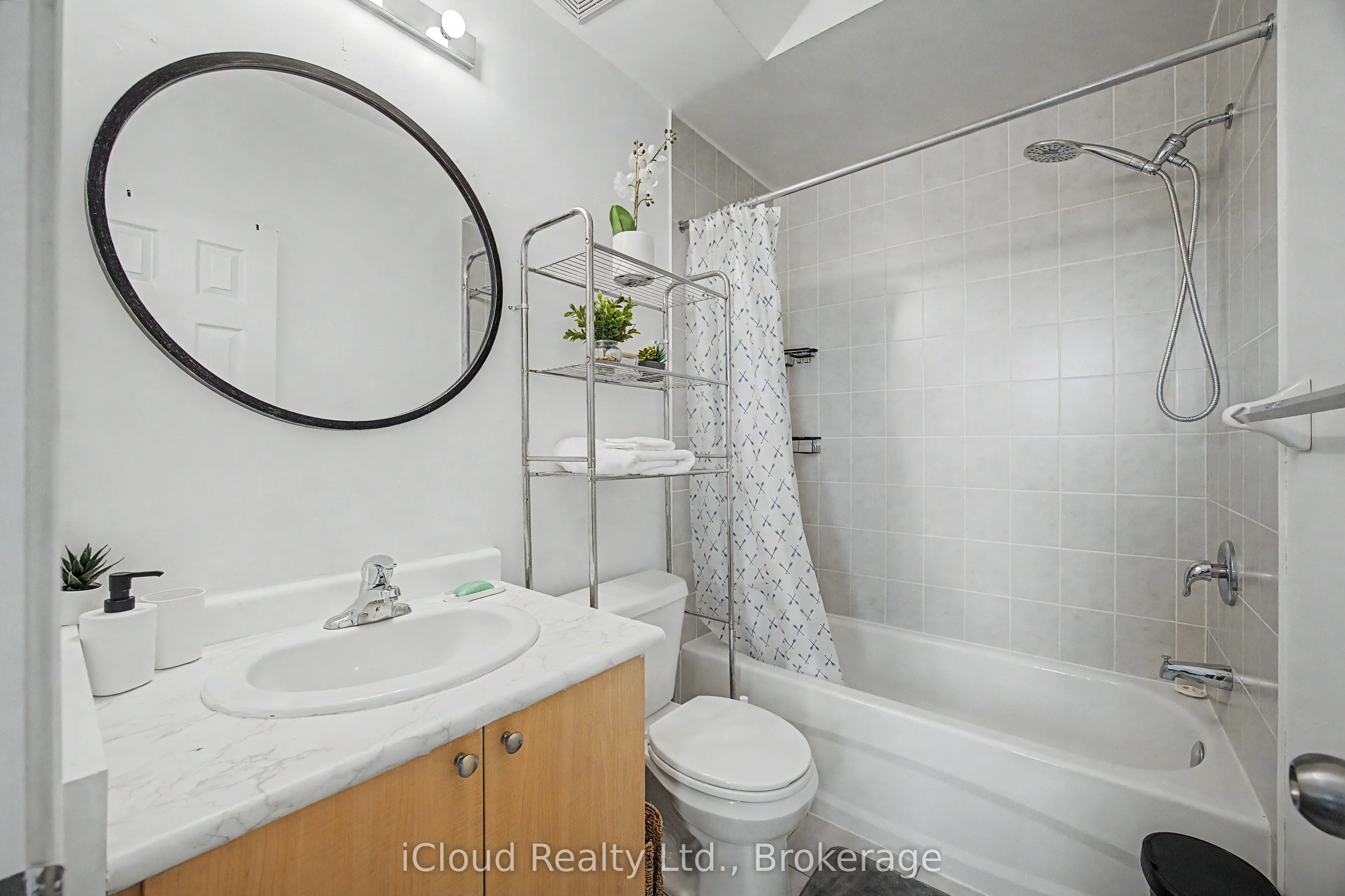 180 Howden Boulevard #6