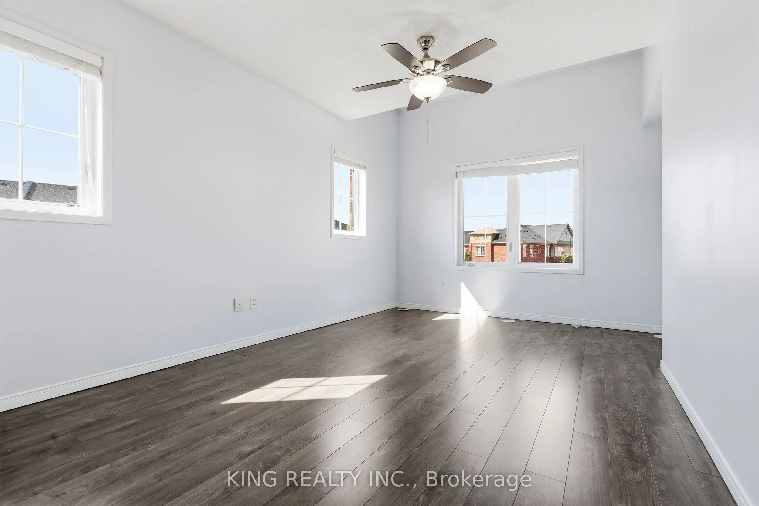 35 Hays Boulevard #8