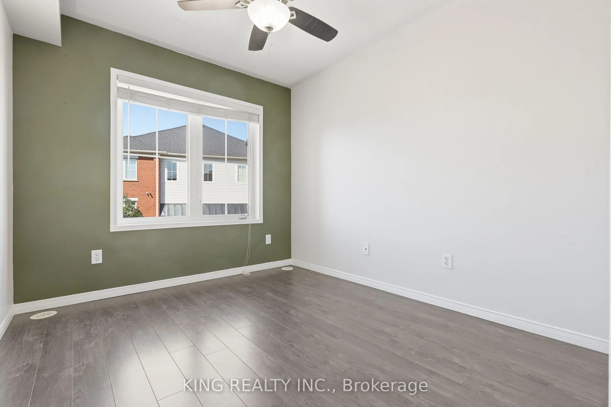 35 Hays Boulevard #8