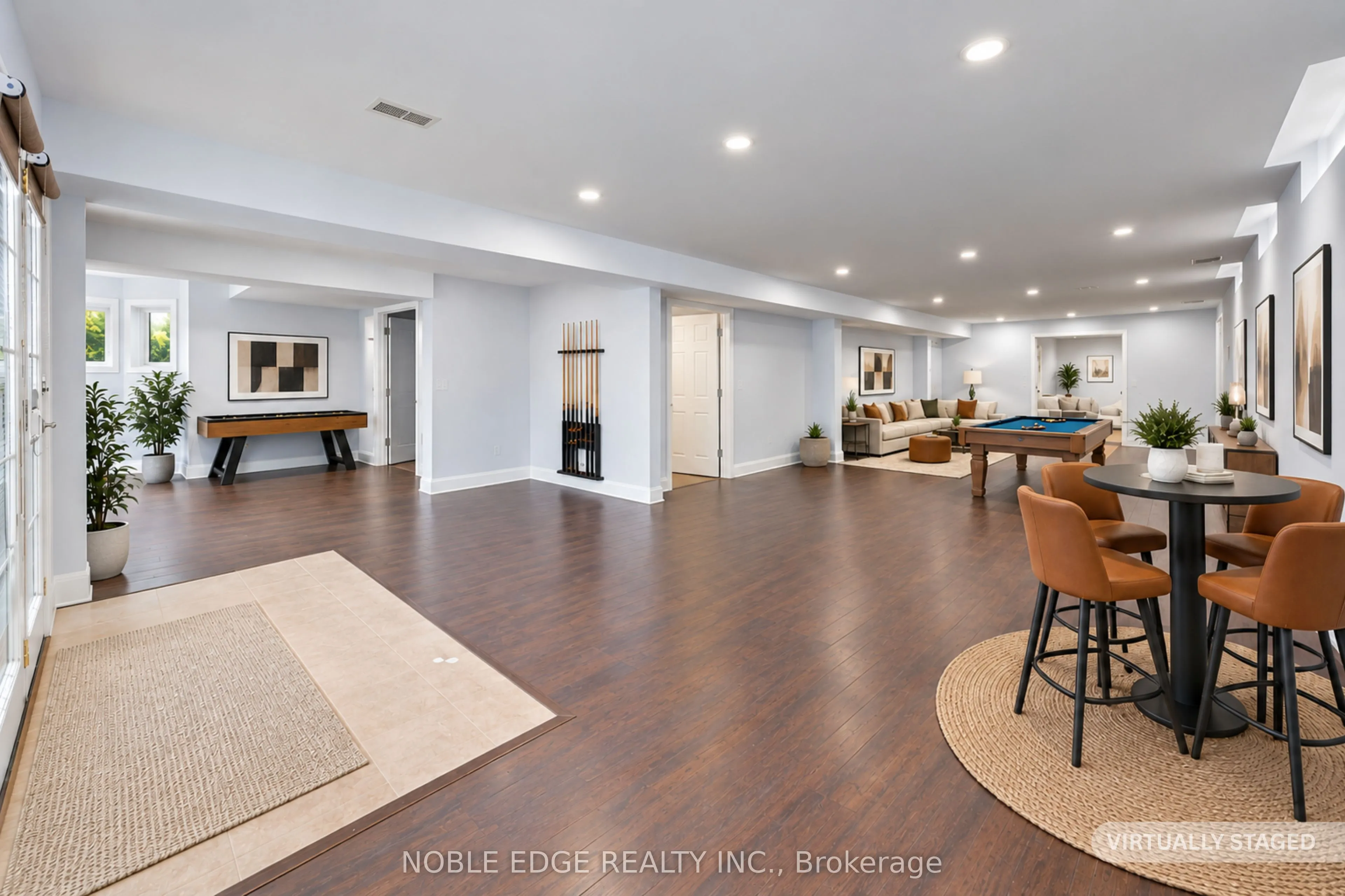 7 Walton Drive
