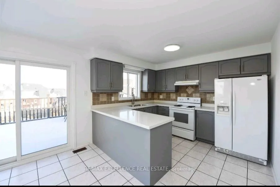 24 Hayloft Court #Upper