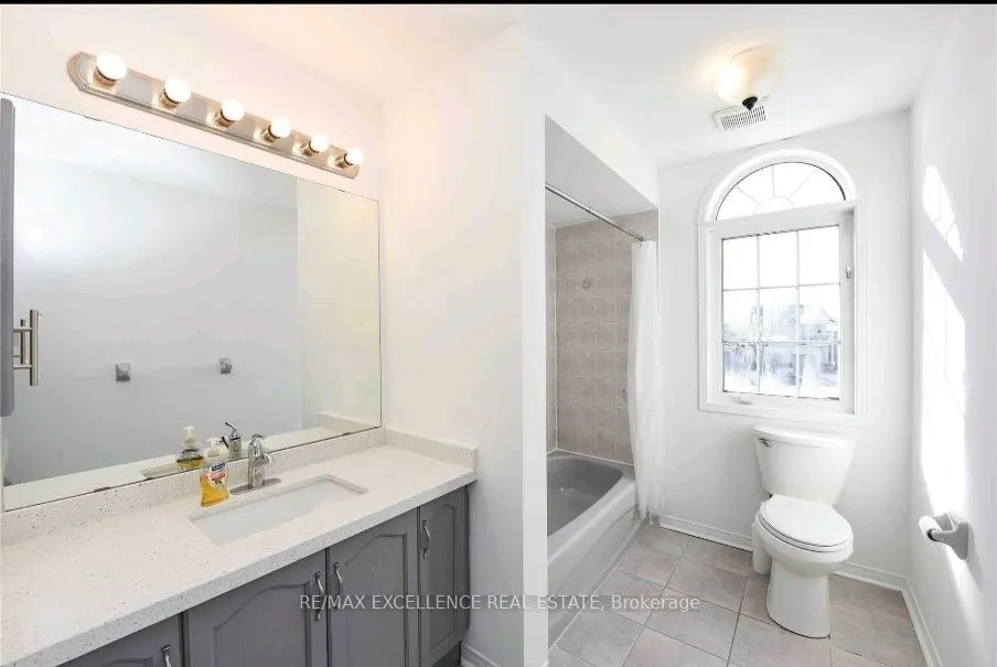 24 Hayloft Court #Upper