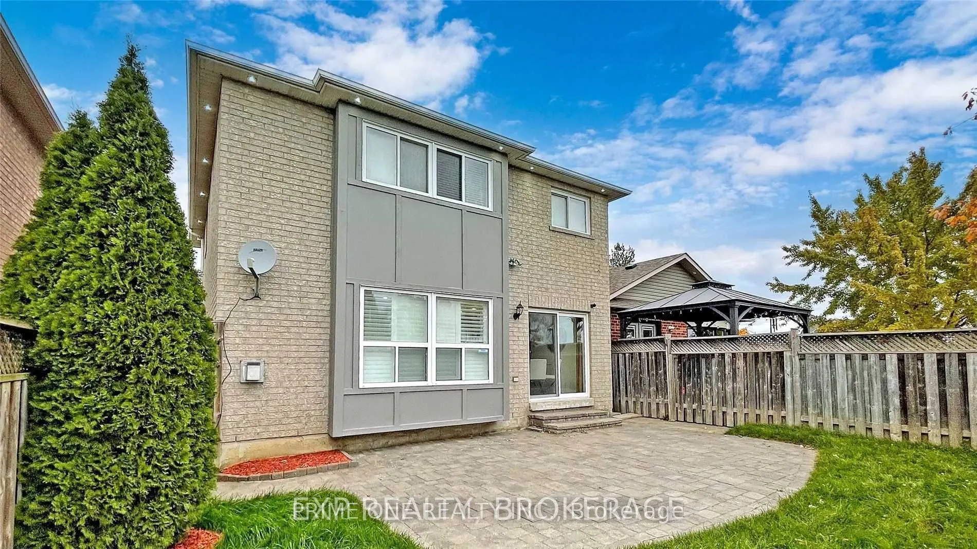 3284 Cactus Gate