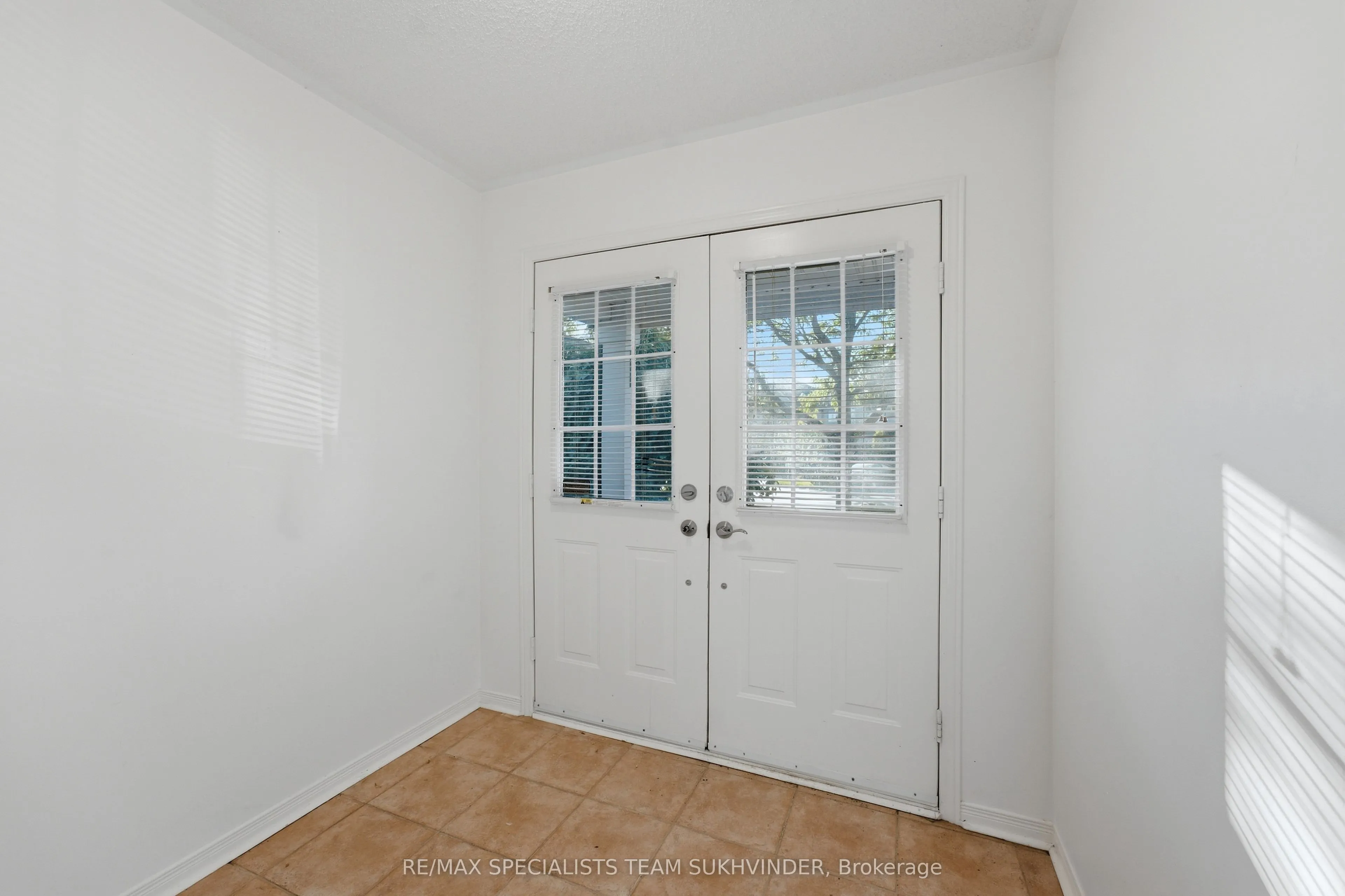 55 Frank Johnston Road