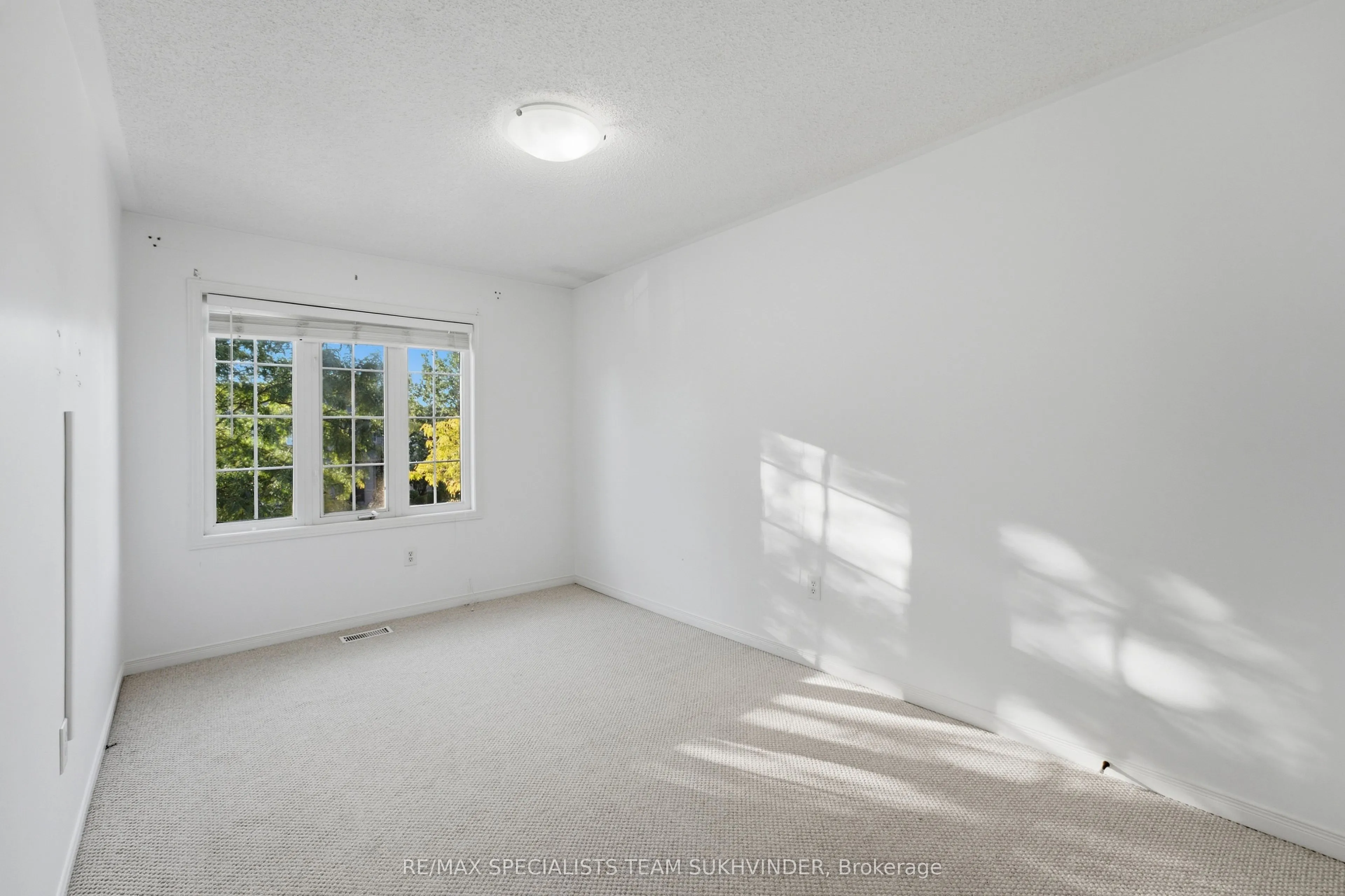 55 Frank Johnston Road