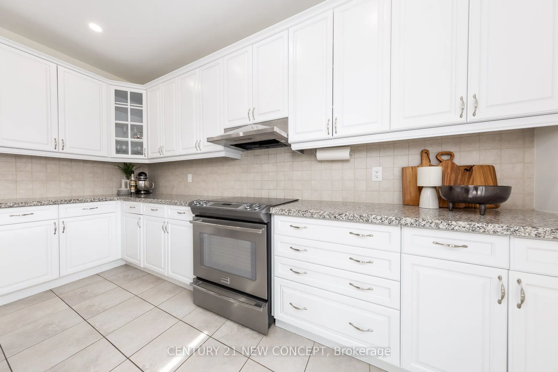 68 Jolana Crescent