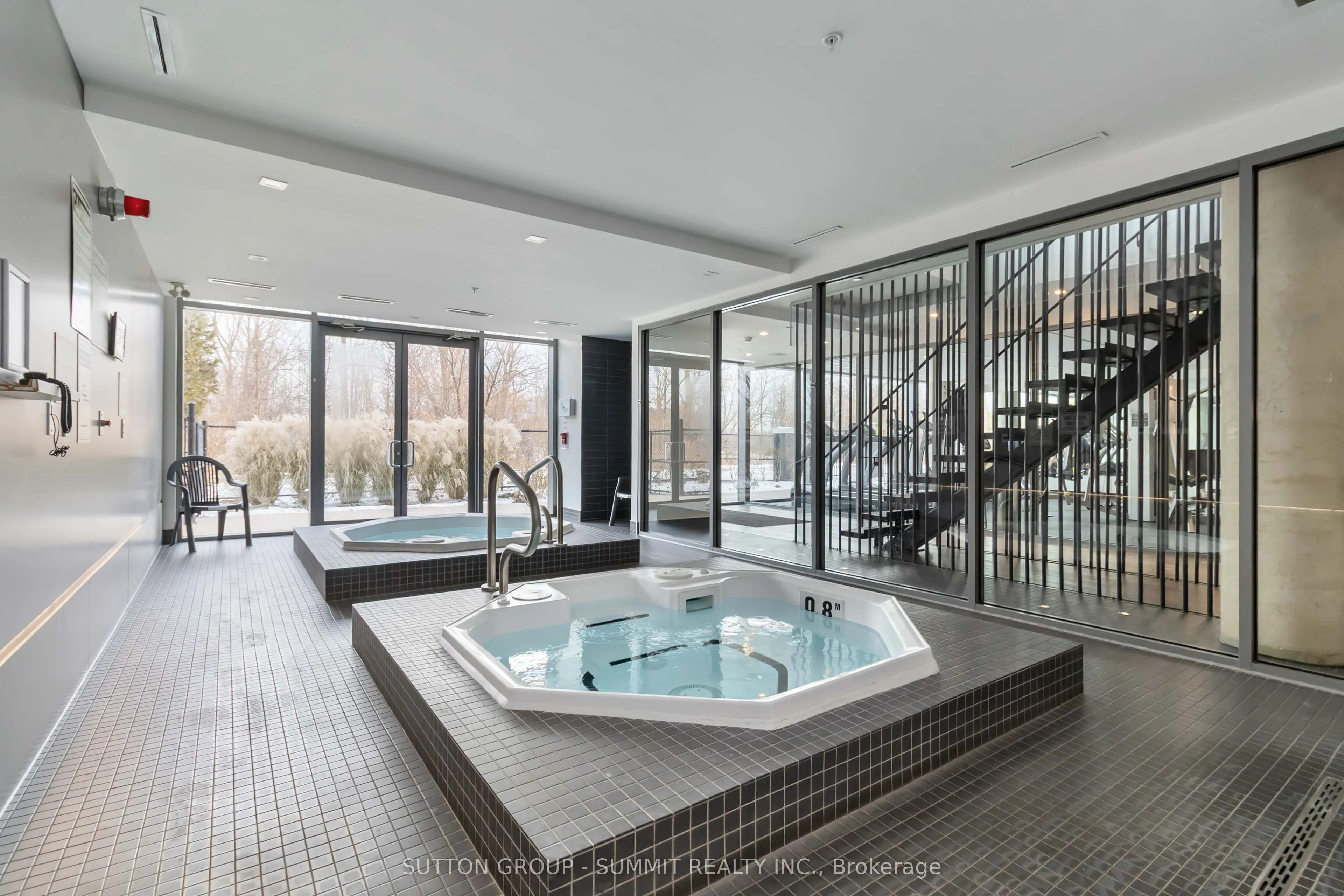 5220 DUNDAS Street #D422