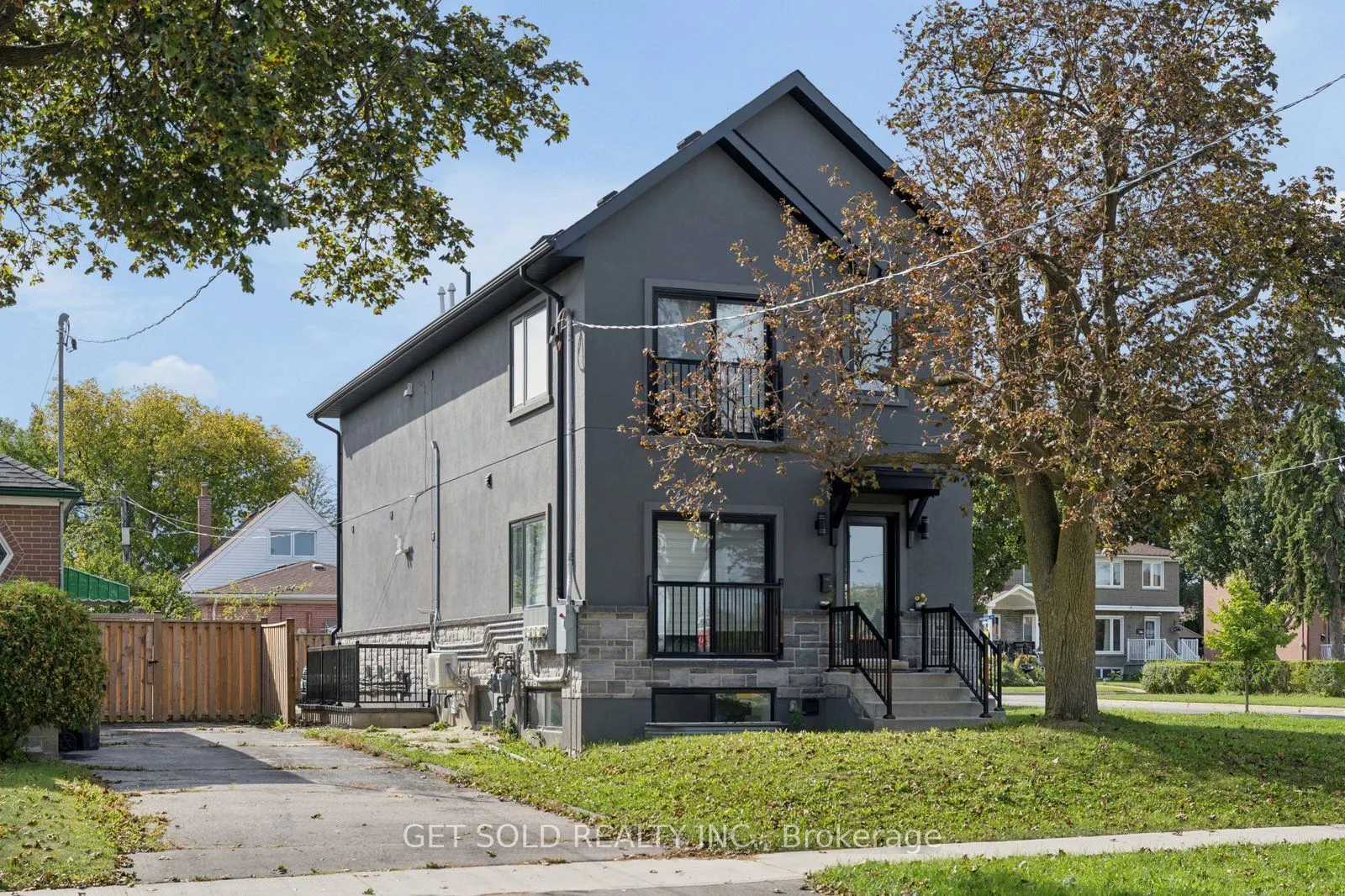 15 Burrard Road