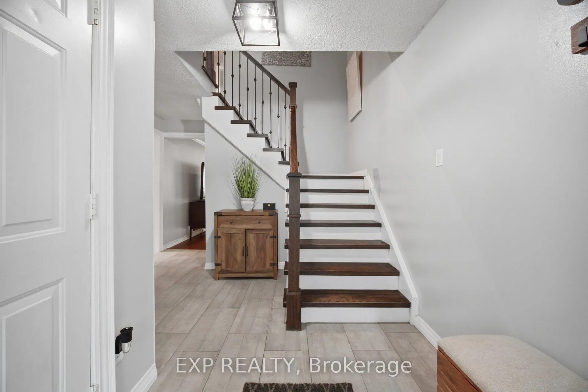 14 Royal Palm Drive