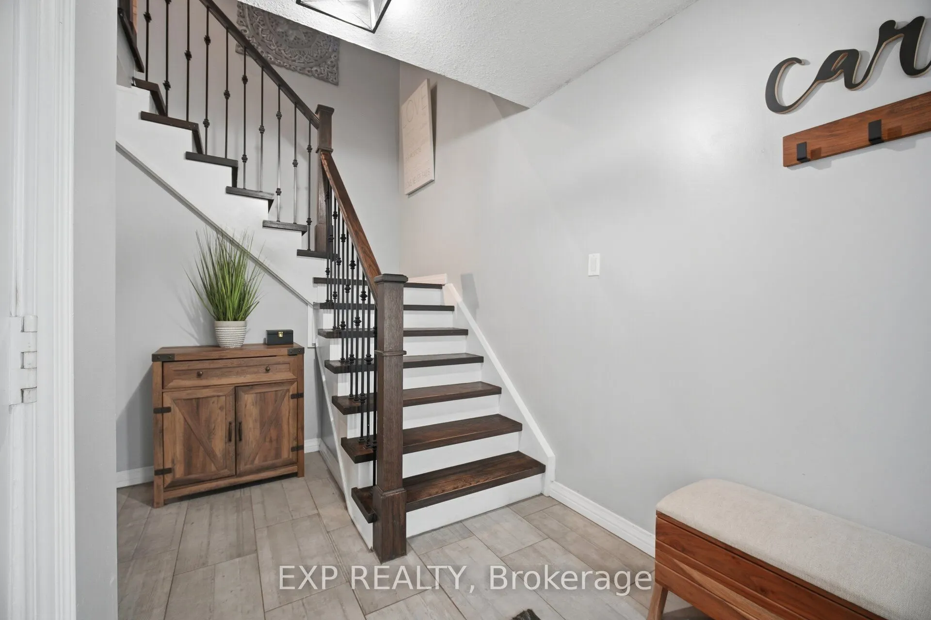 14 Royal Palm Drive