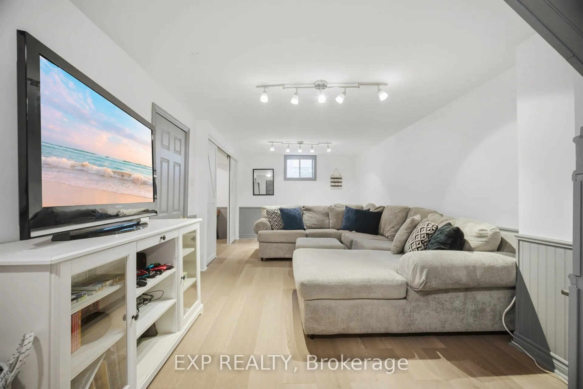 14 Royal Palm Drive