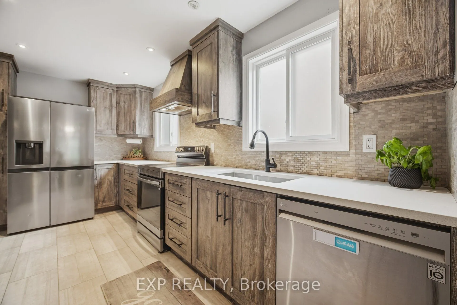 14 Royal Palm Drive