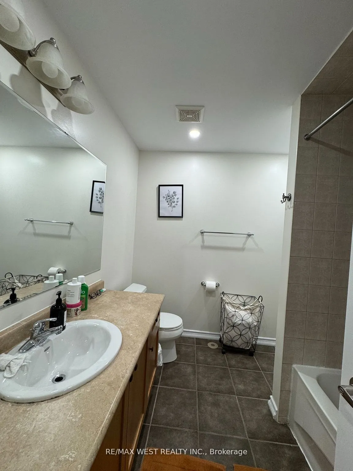 925 Burrows Gate