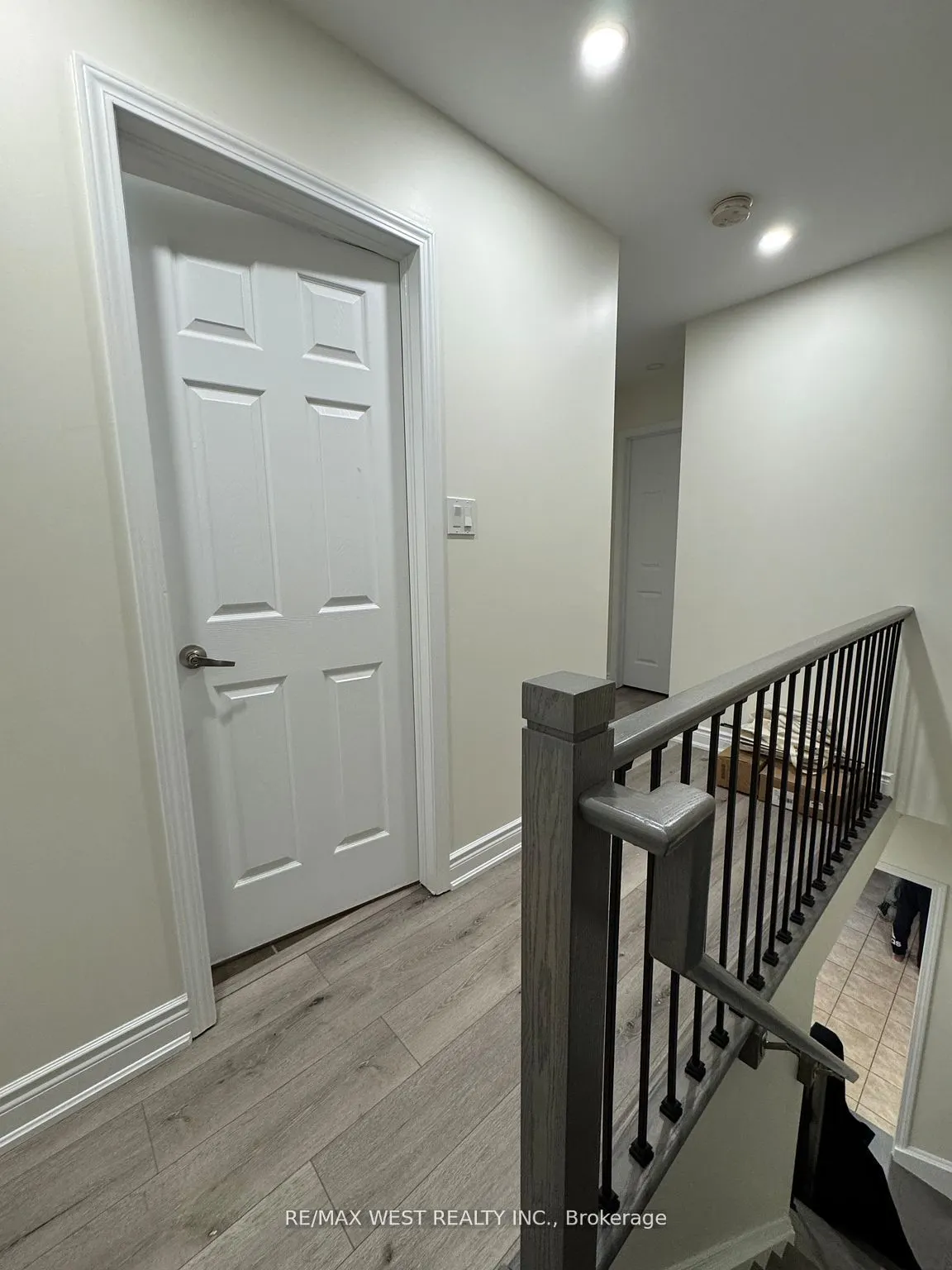 925 Burrows Gate