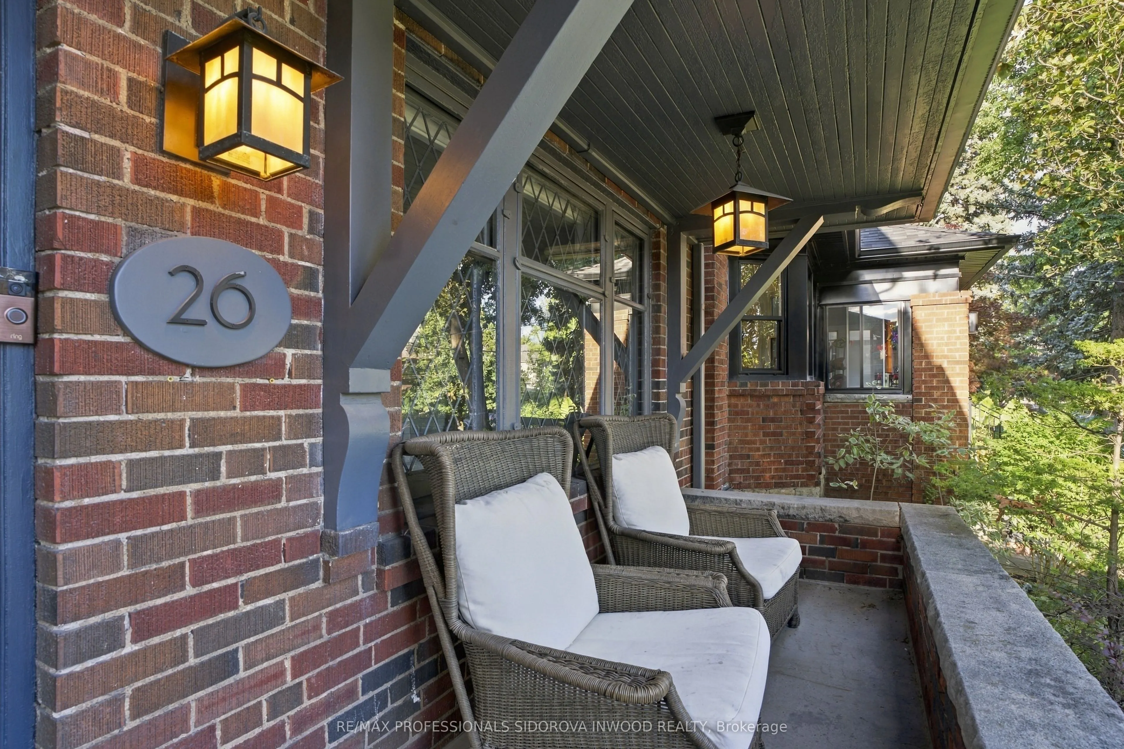 26 Larkin Avenue