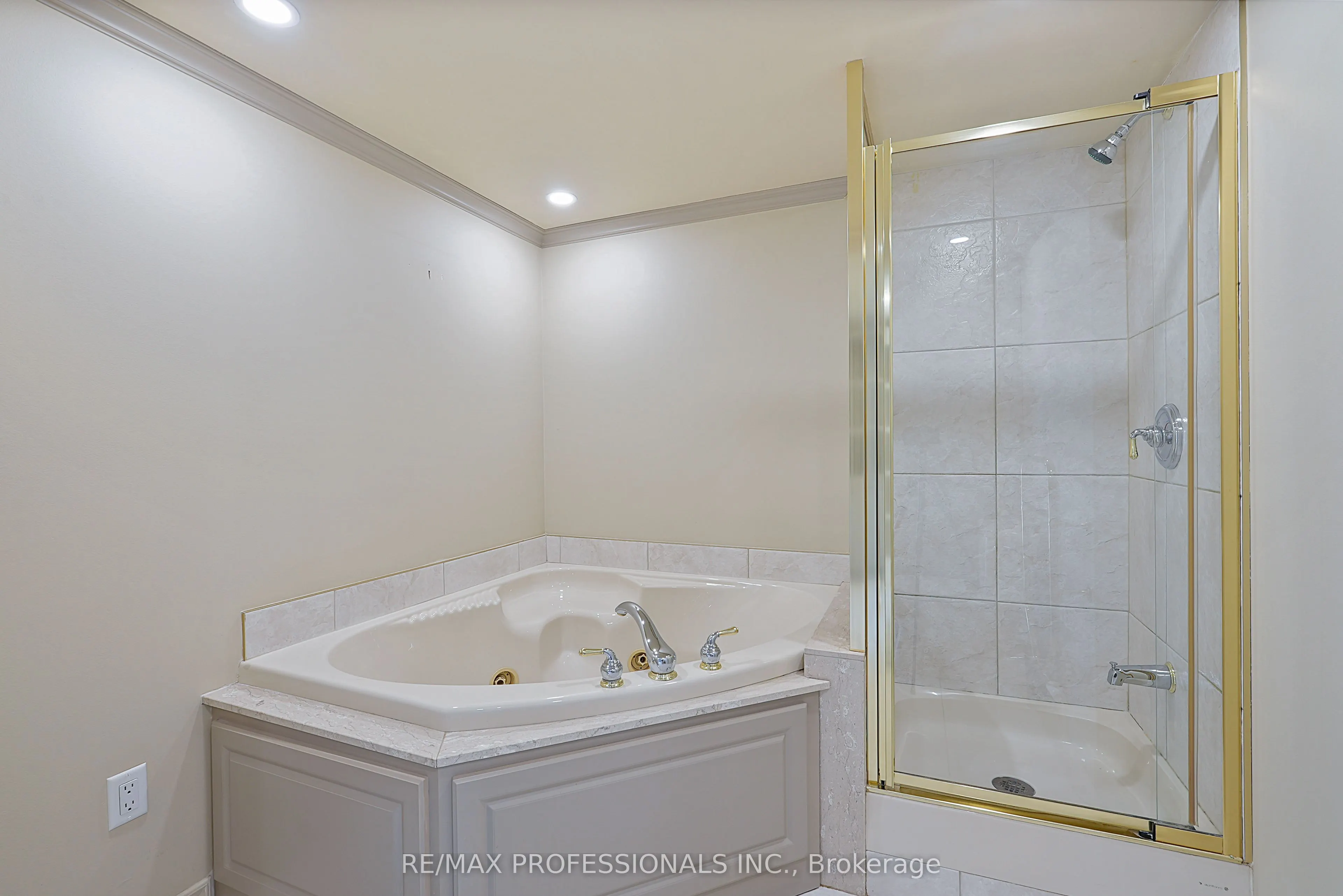 2045 Lake Shore Boulevard W #3507
