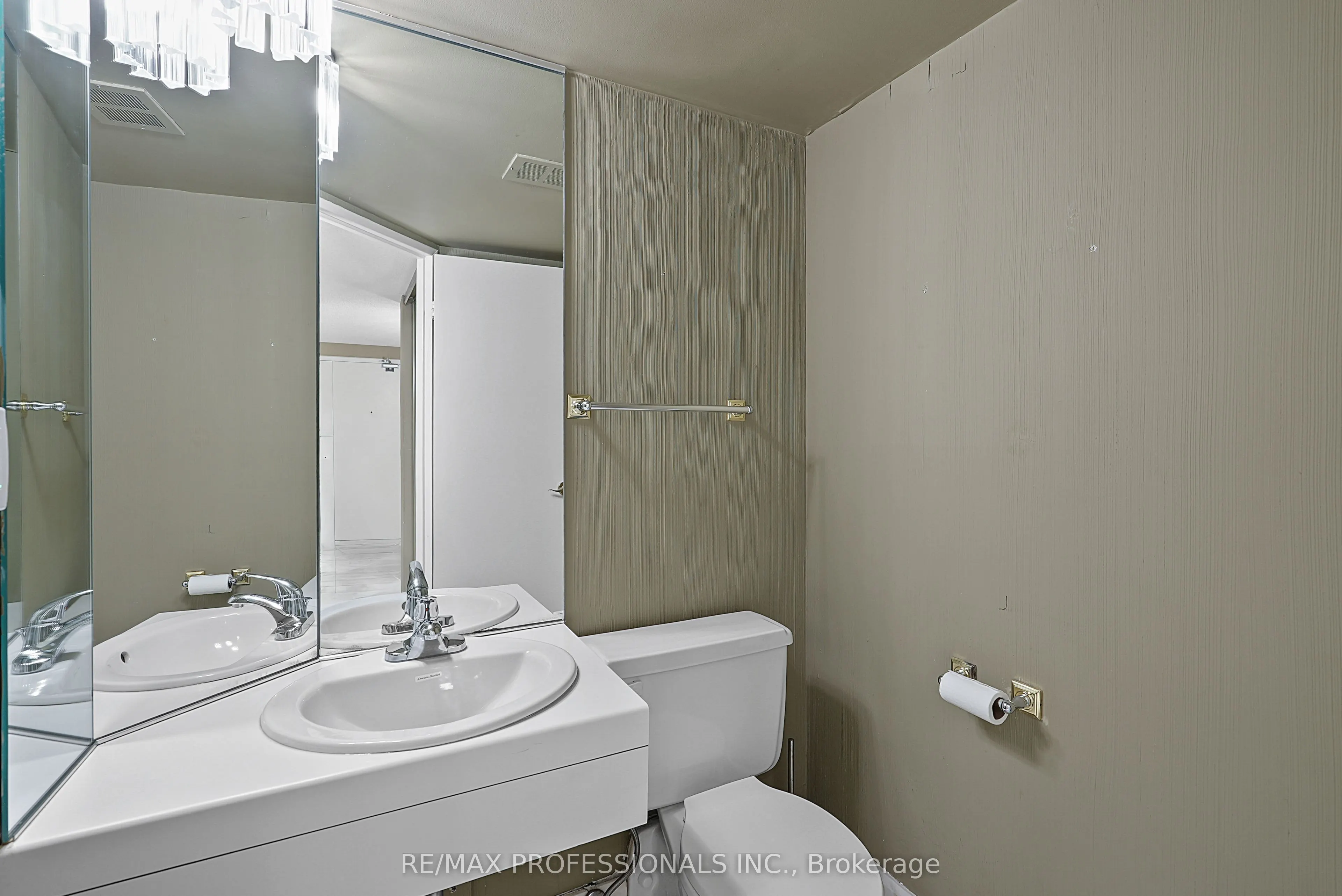 2045 Lake Shore Boulevard W #3507