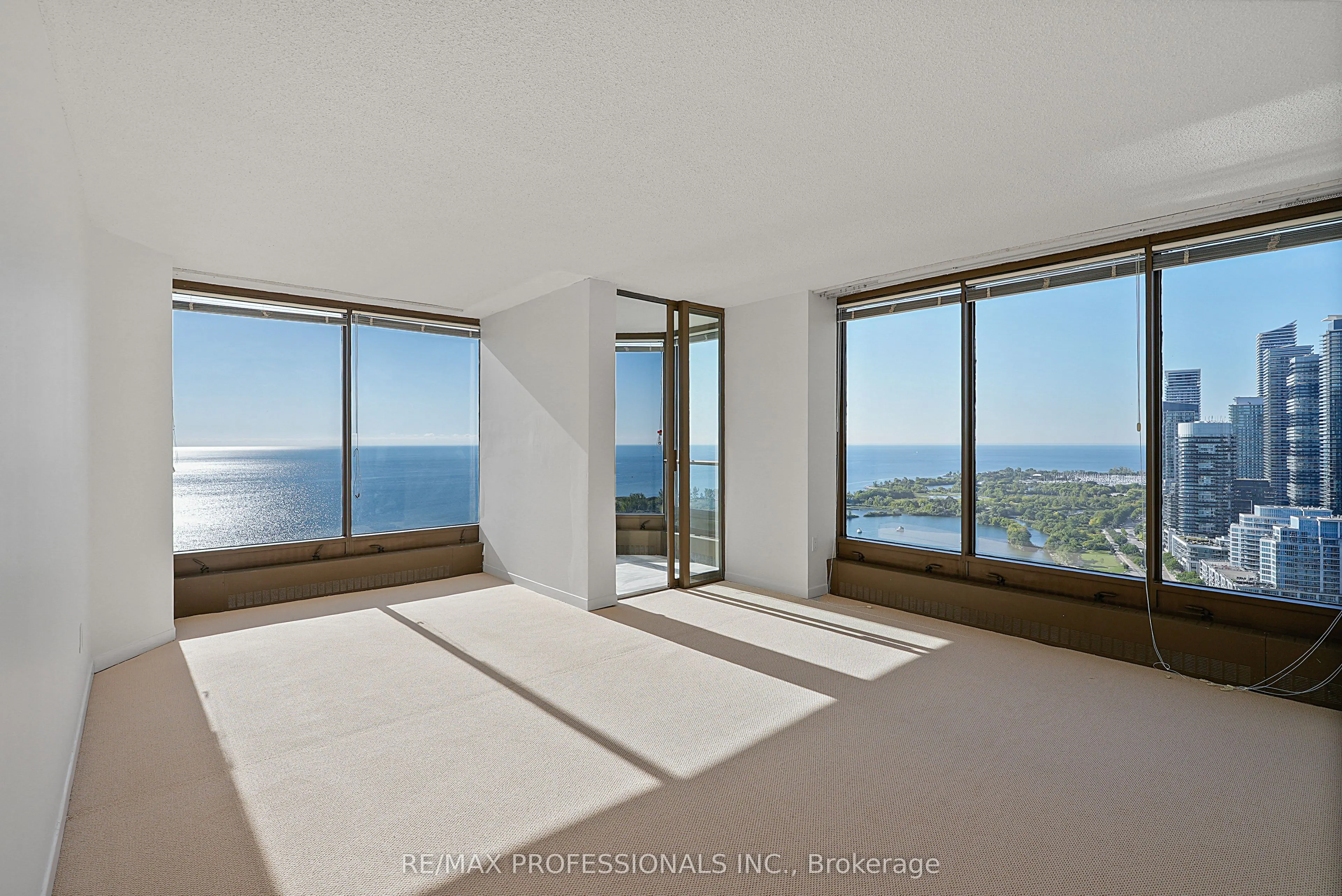 2045 Lake Shore Boulevard W #3507