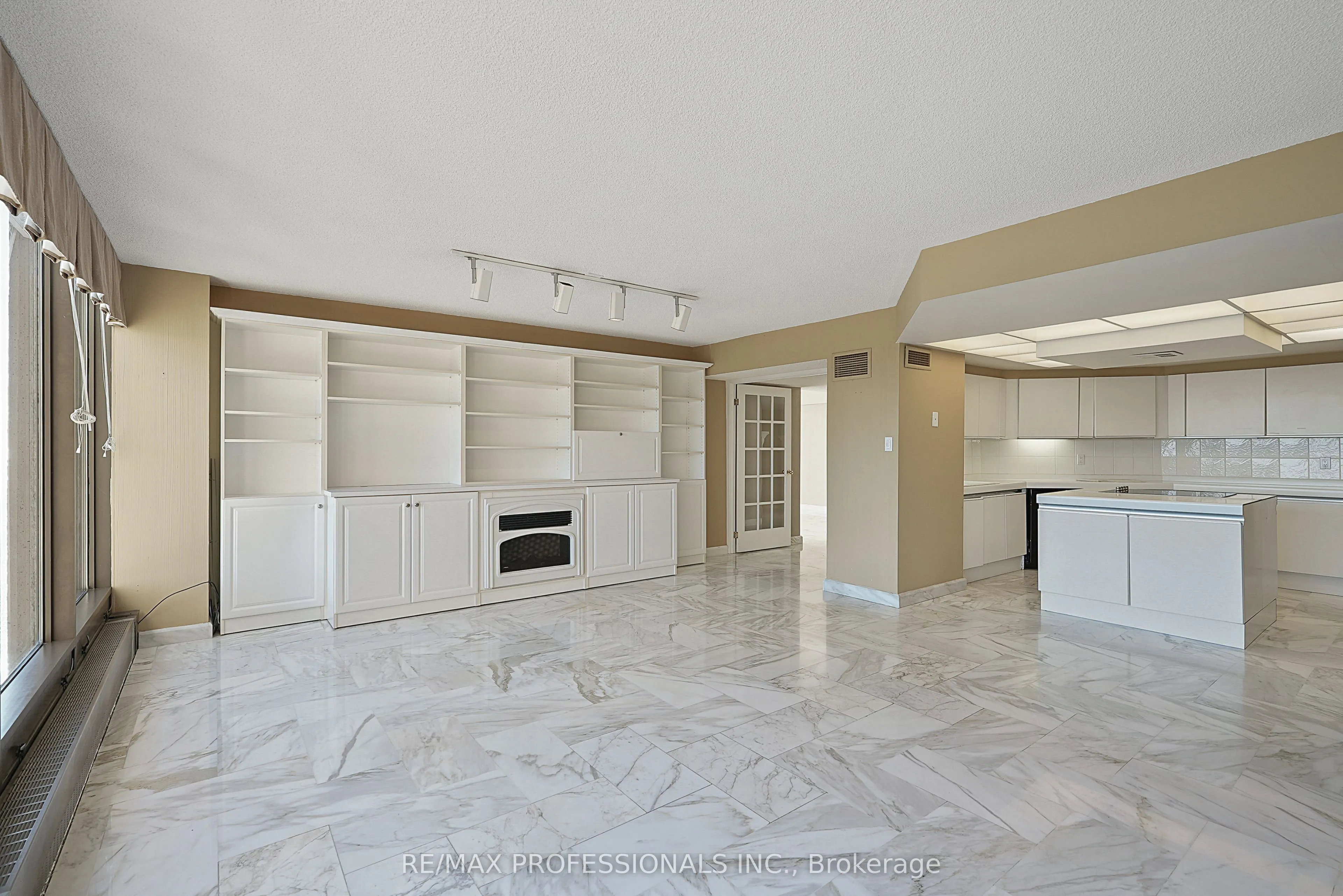 2045 Lake Shore Boulevard W #3507