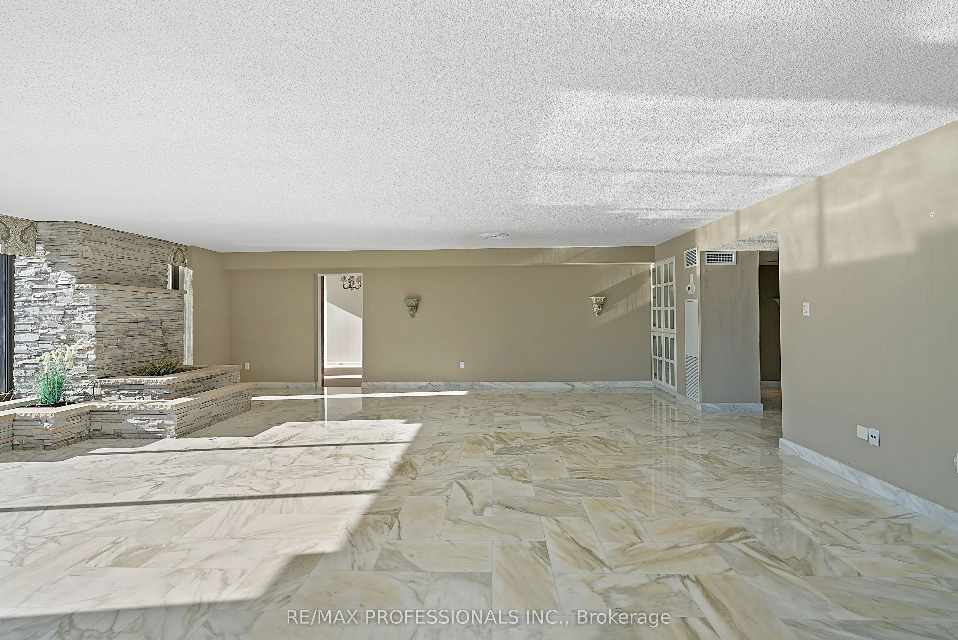 2045 Lake Shore Boulevard W #3507