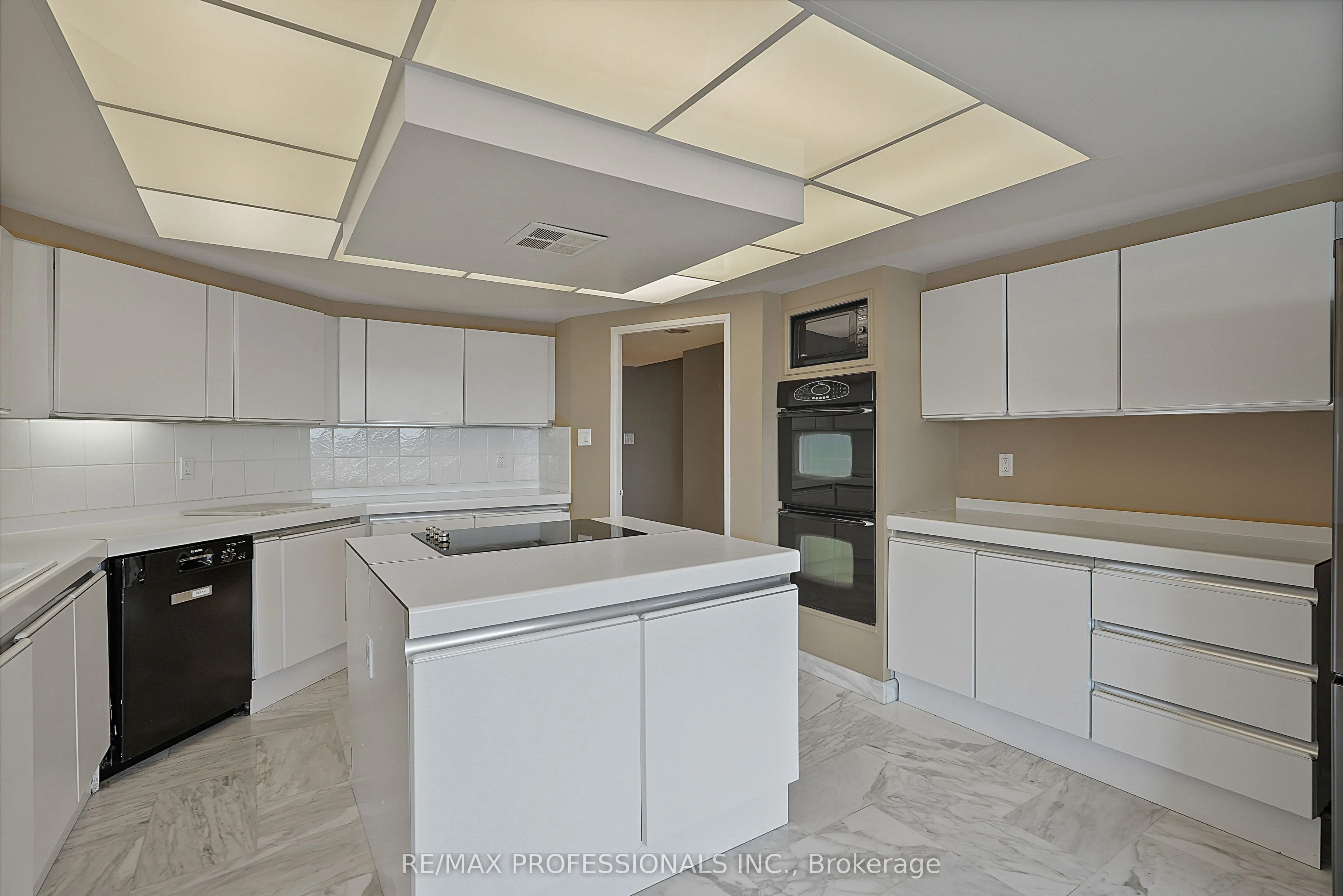 2045 Lake Shore Boulevard W #3507