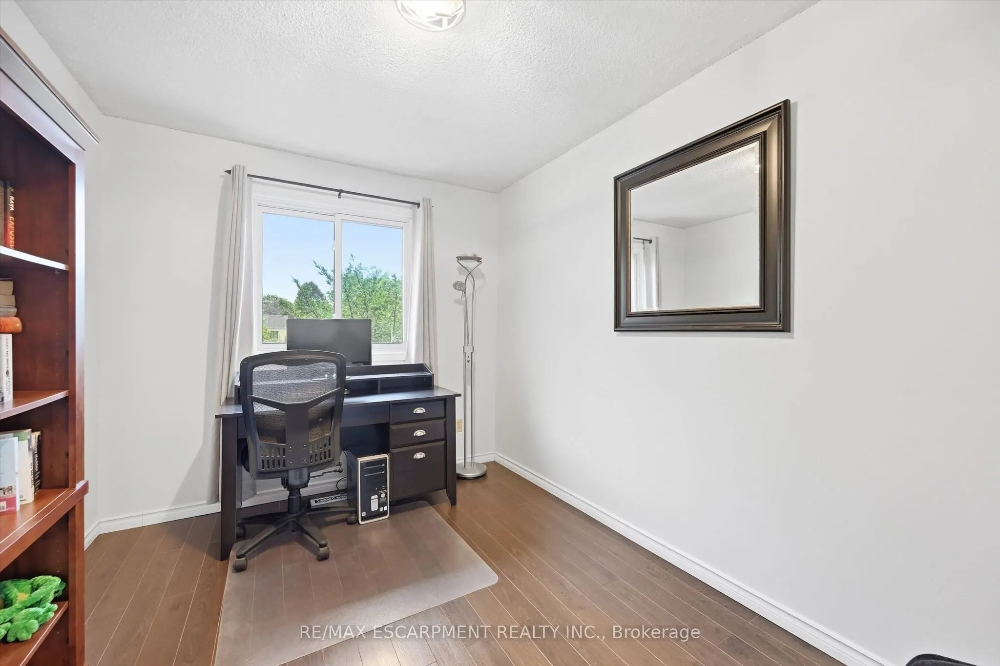 1548 Newlands Crescent #14