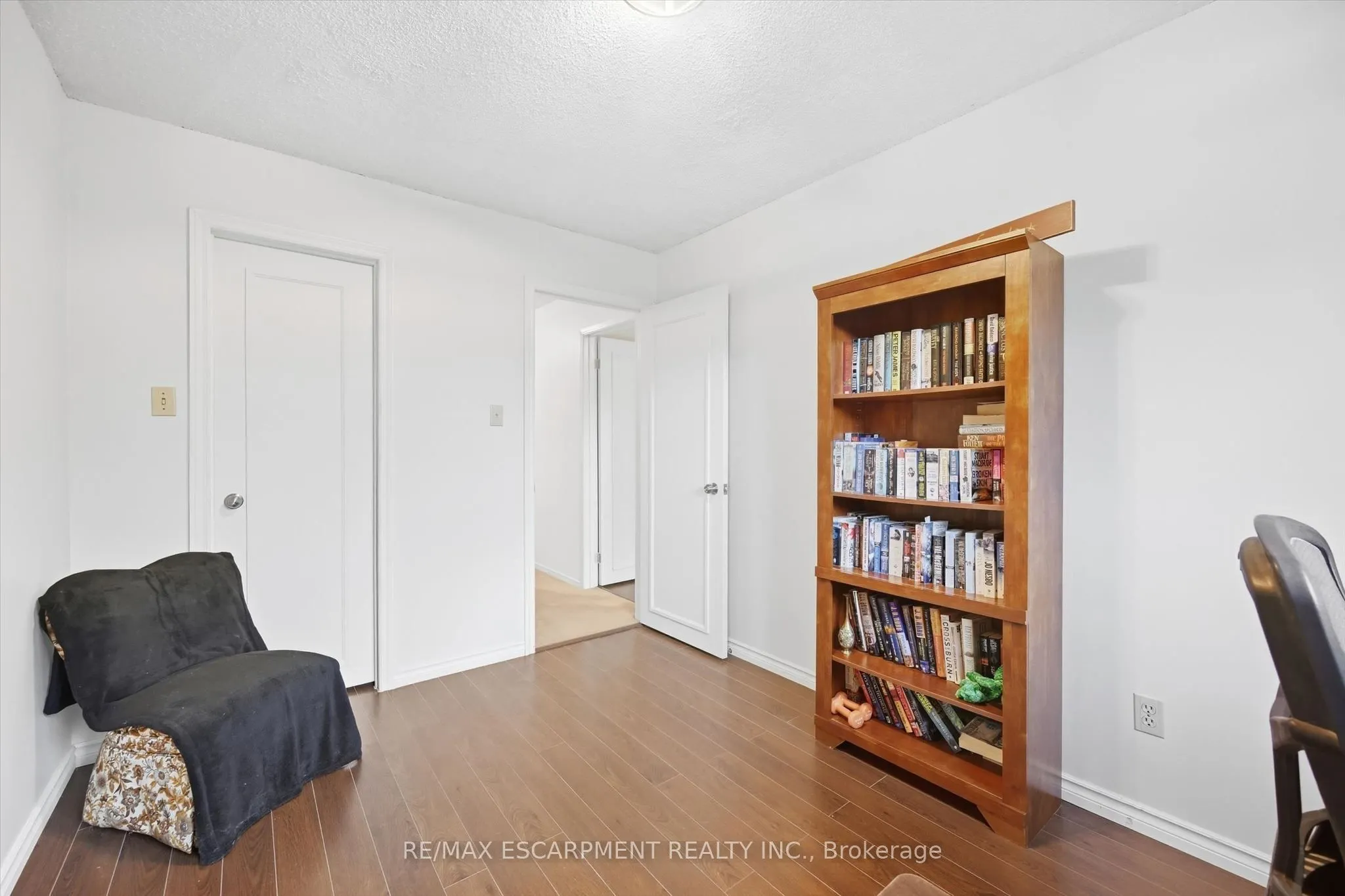 1548 Newlands Crescent #14