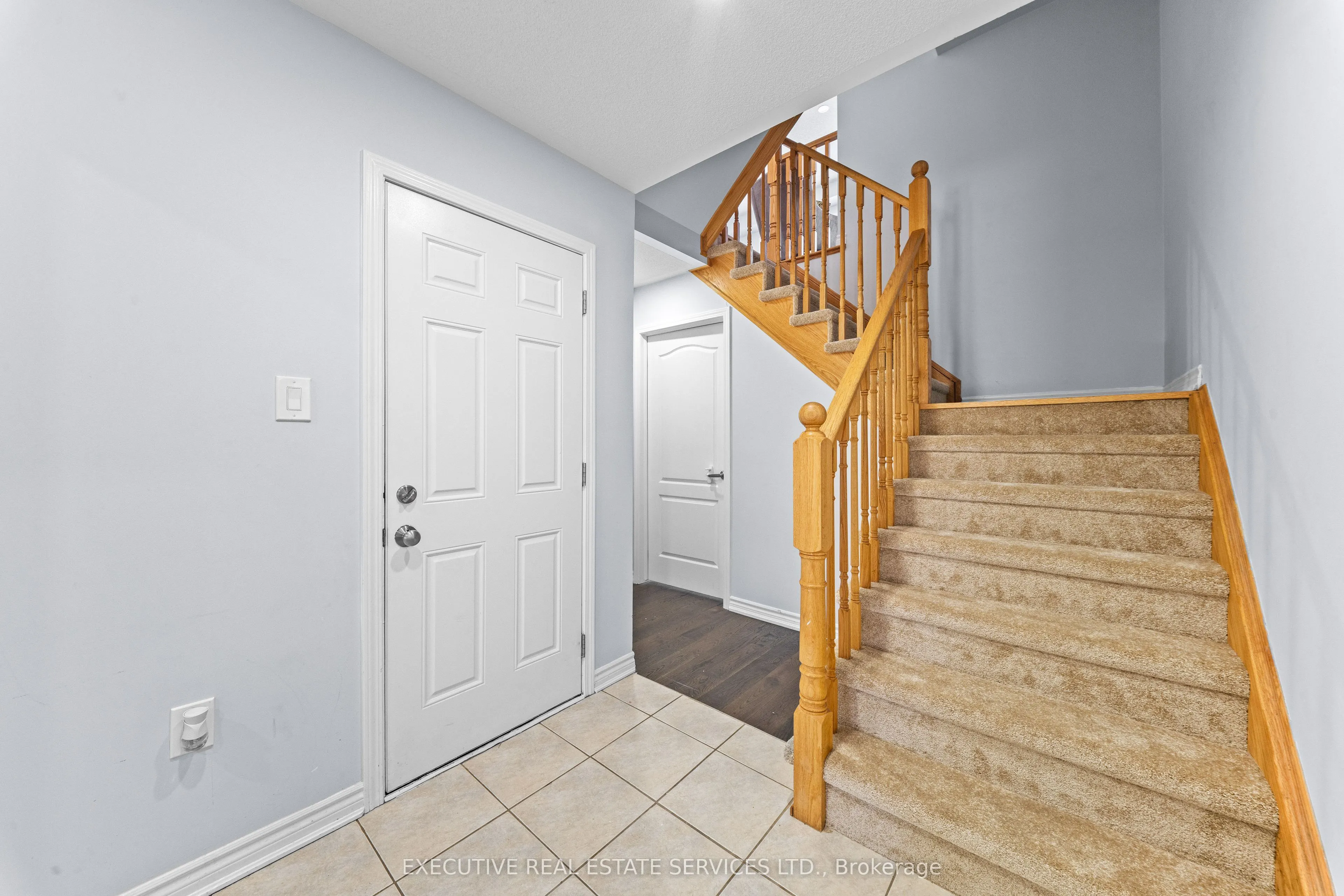 98 Bannister Crescent