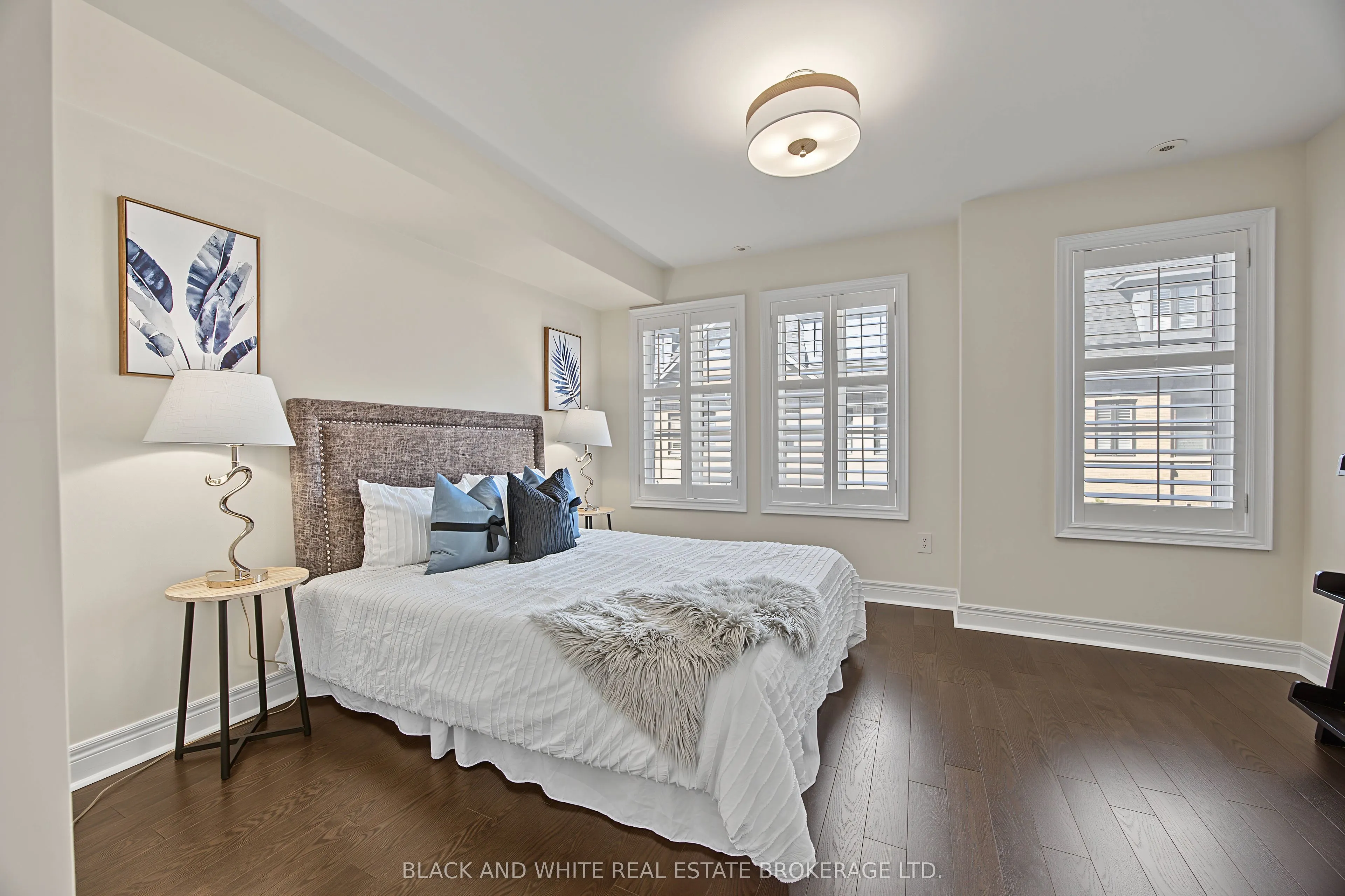 45 Lobo Mews