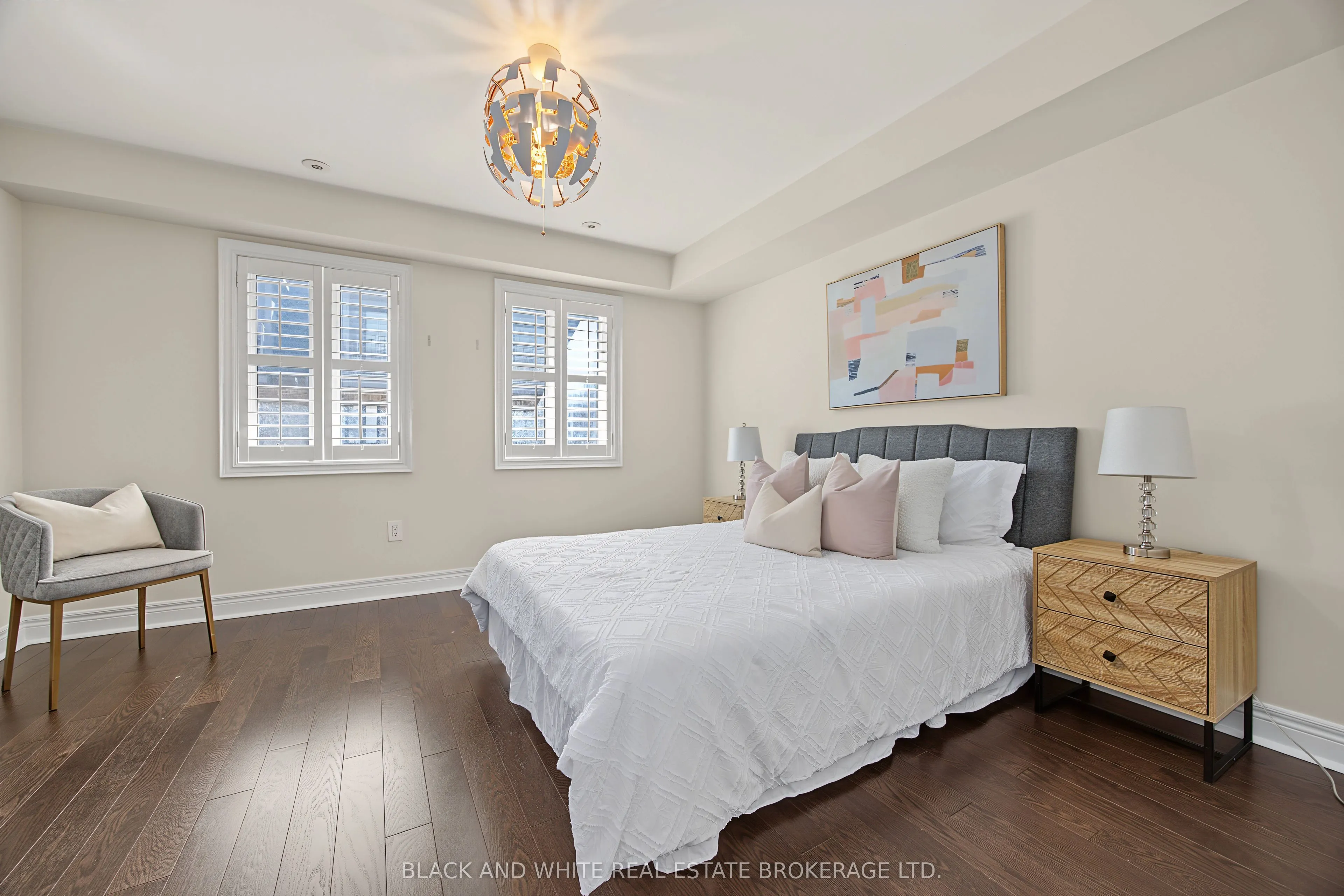 45 Lobo Mews