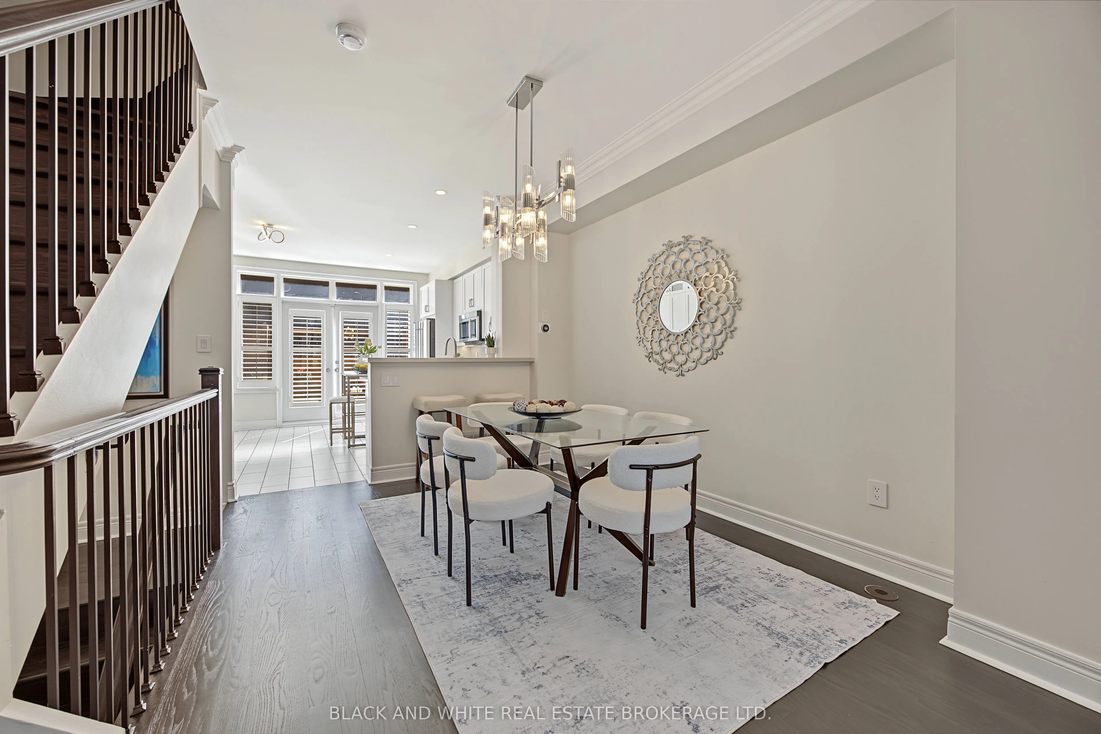45 Lobo Mews