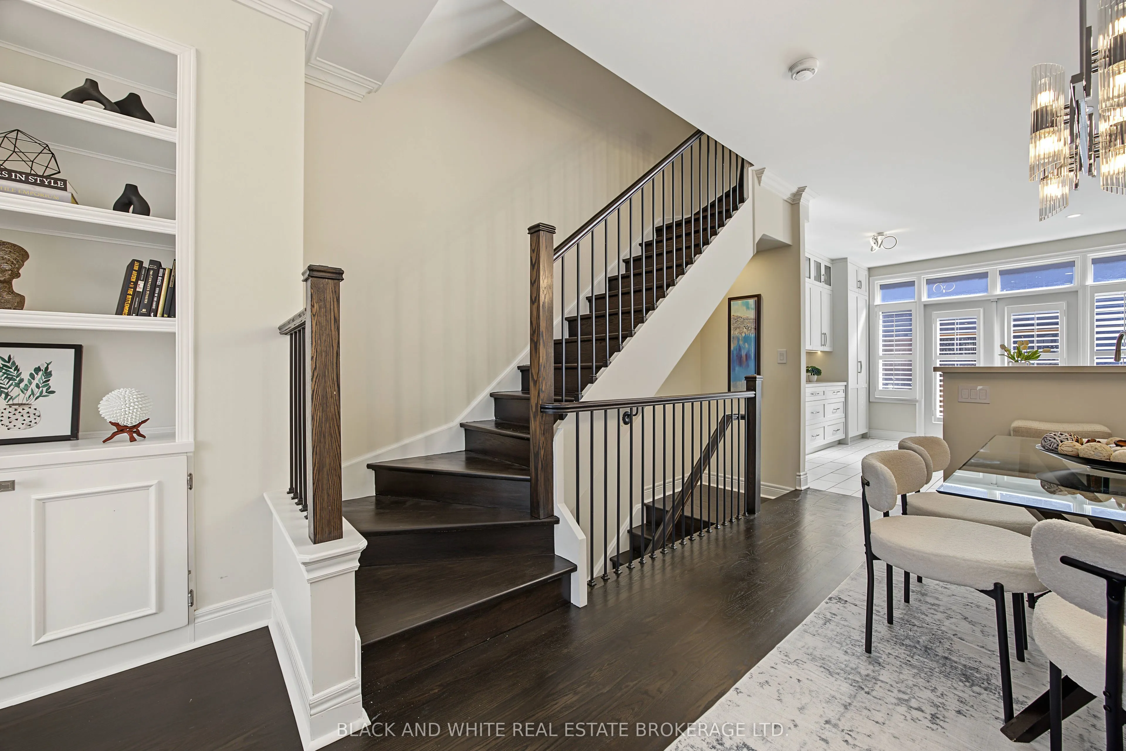 45 Lobo Mews