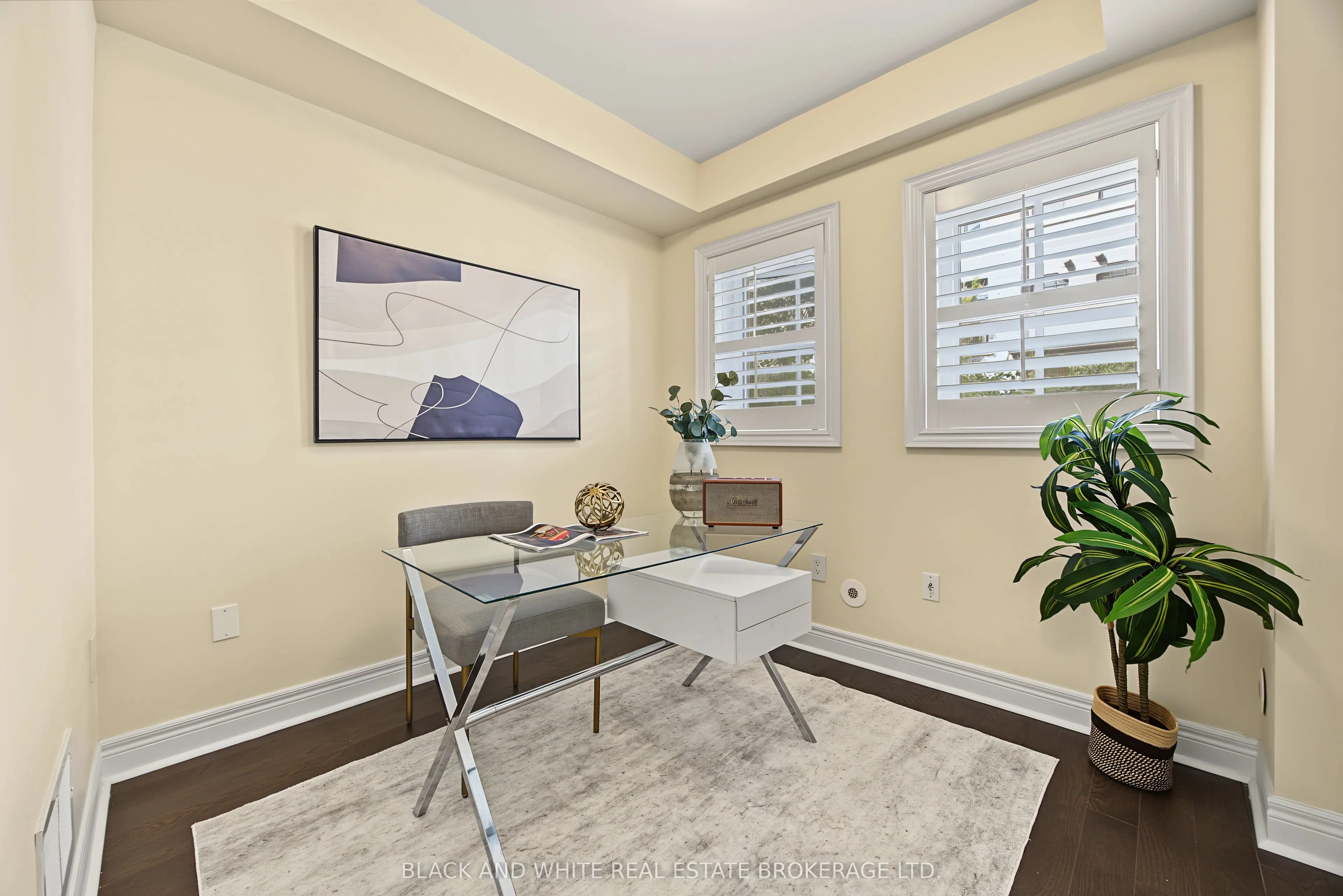 45 Lobo Mews