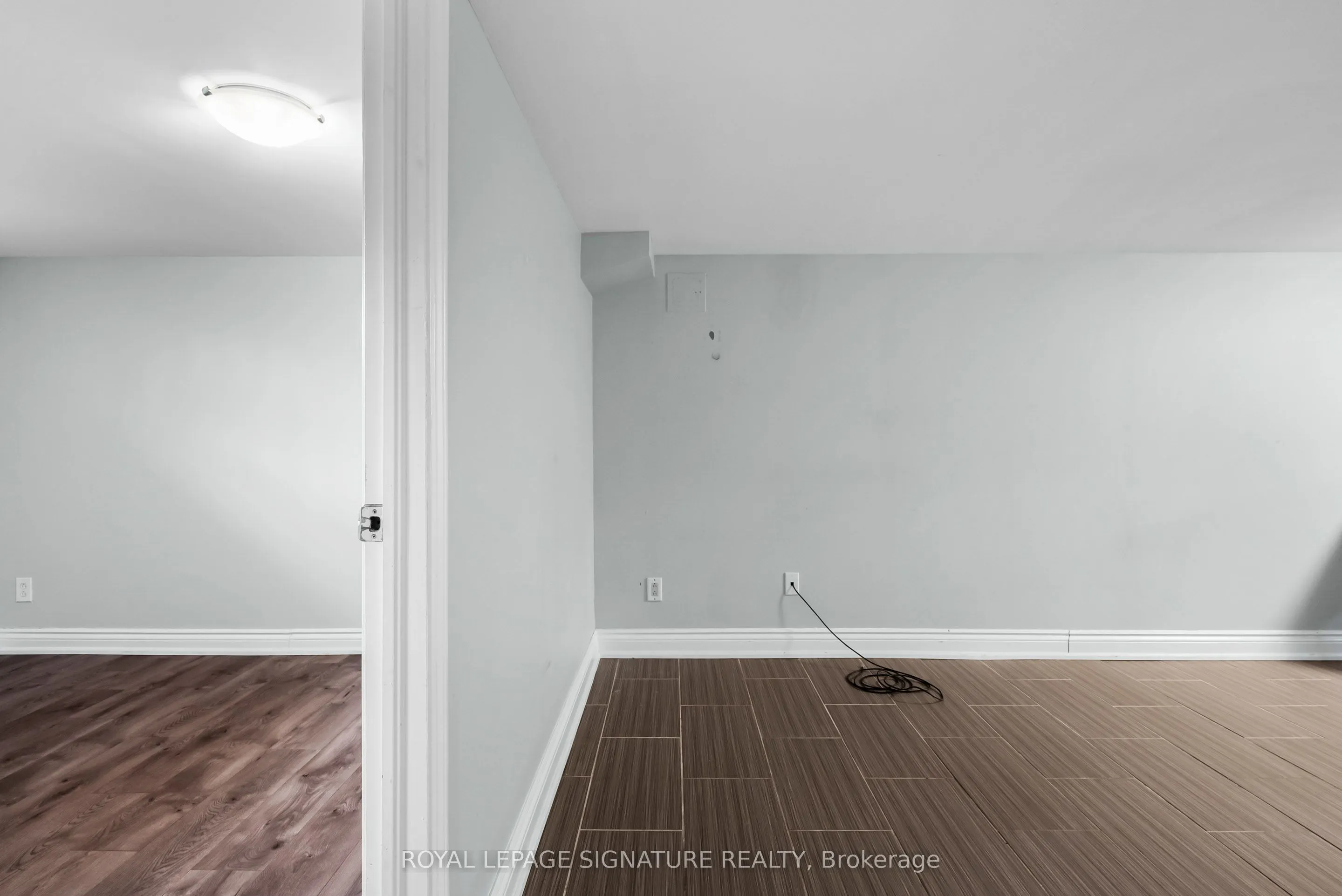112 Foch Avenue #Lower