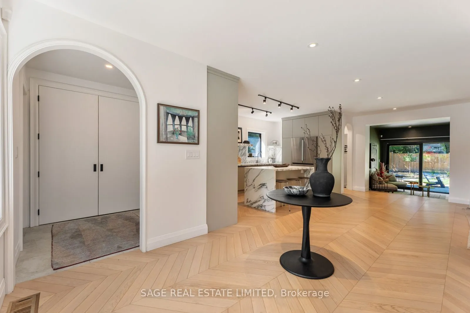 6 Westrose Avenue