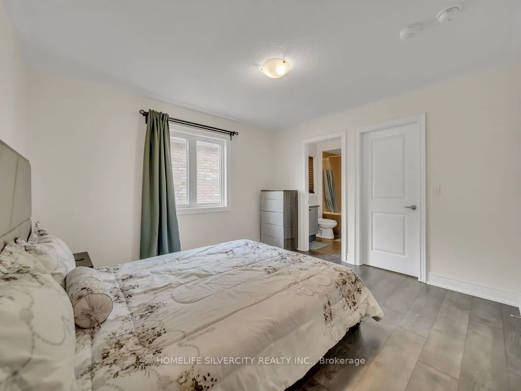 15 Puffin Crescent