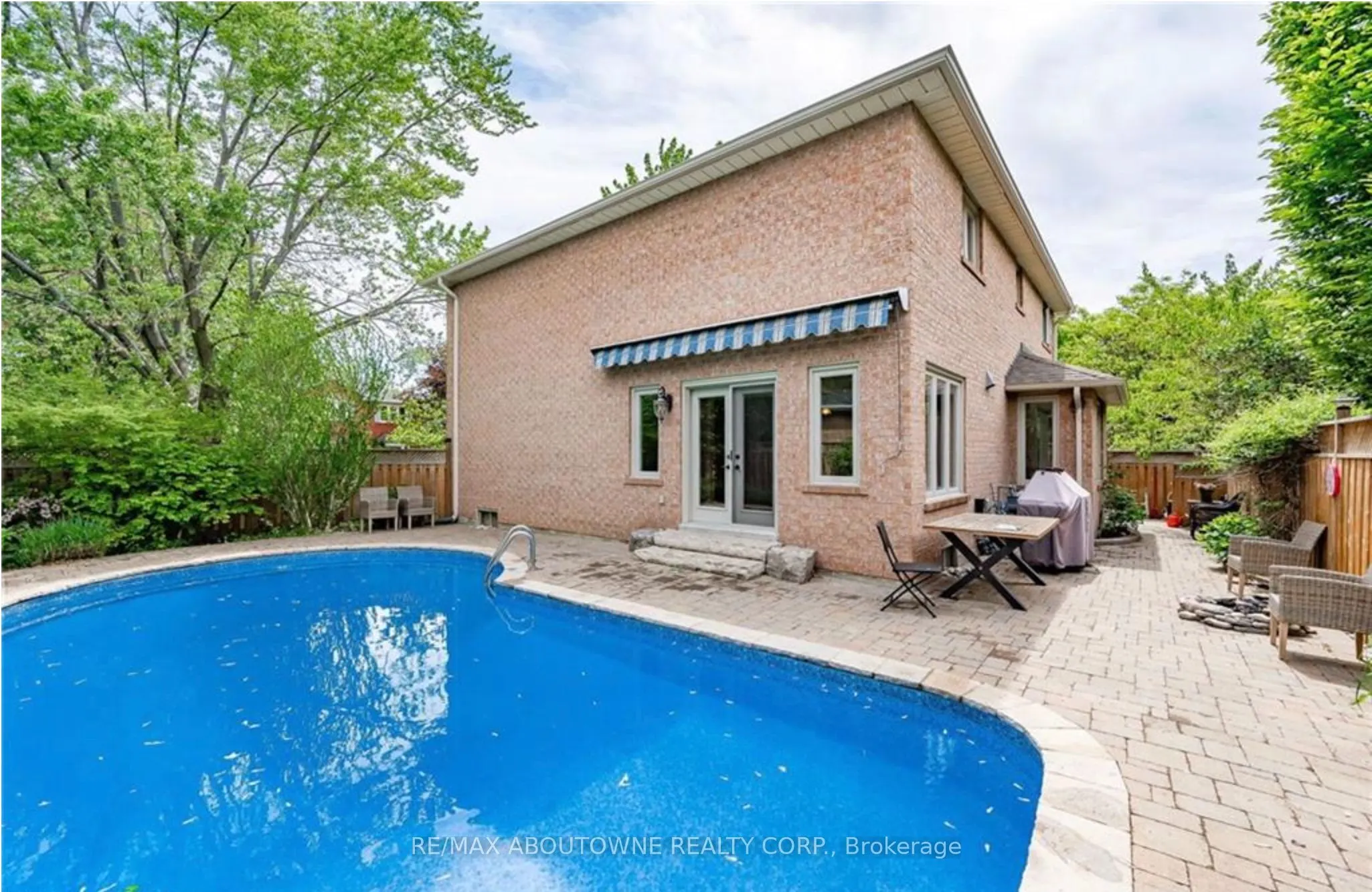 500 Blenheim Crescent
