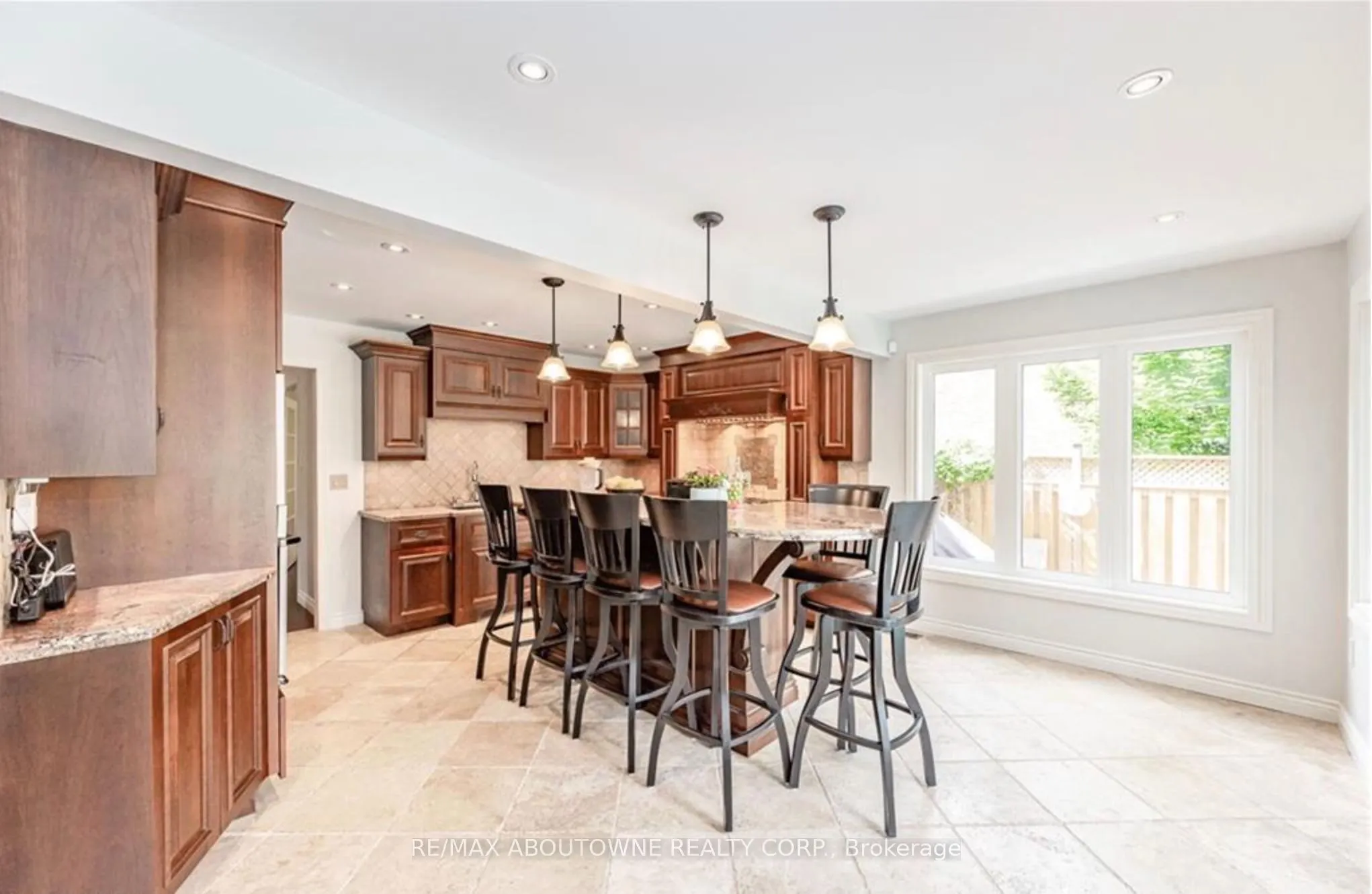 500 Blenheim Crescent