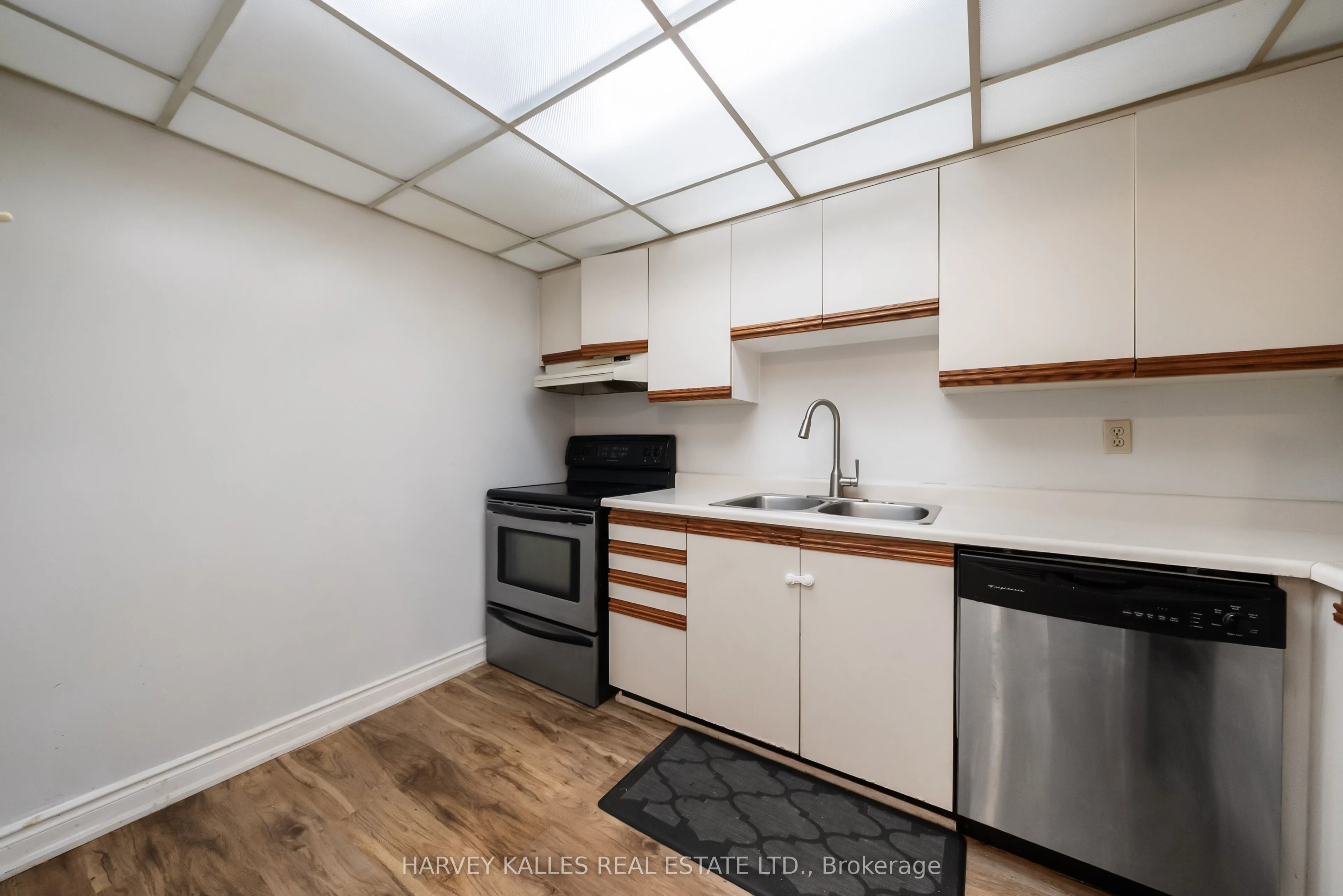 25 Fairview Road #505