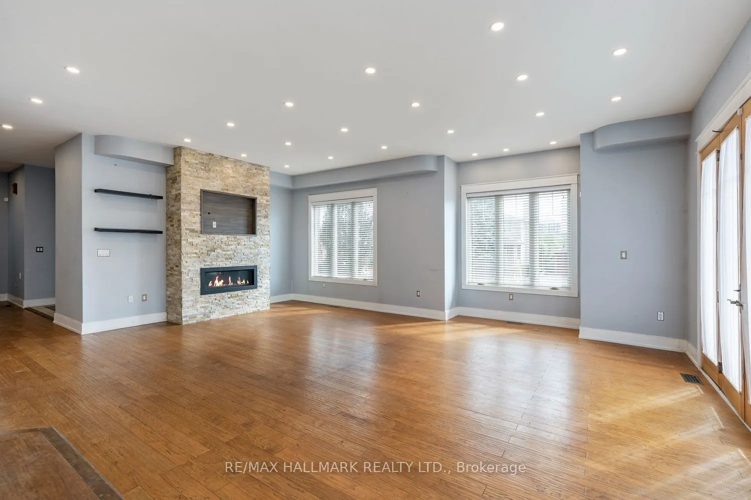 10 Sunray Crescent