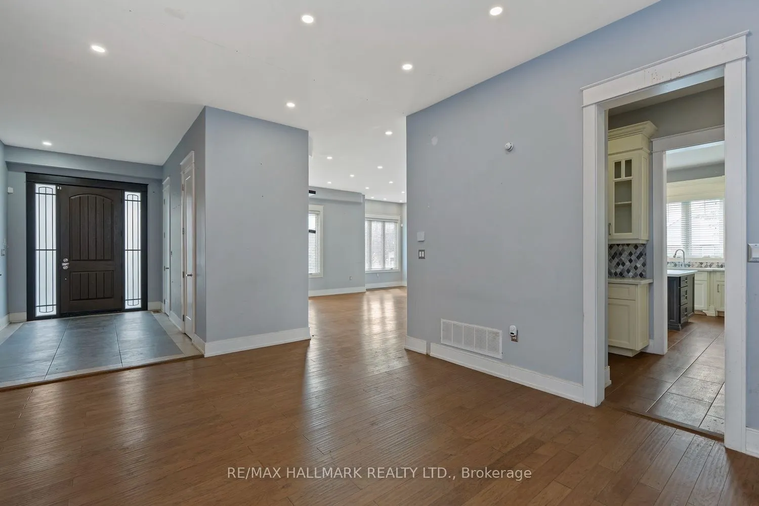10 Sunray Crescent