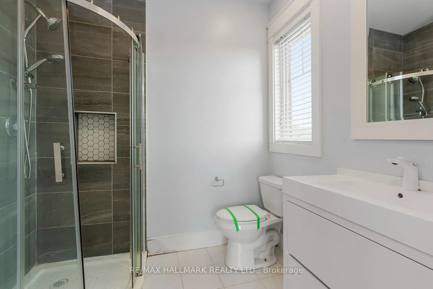 10 Sunray Crescent