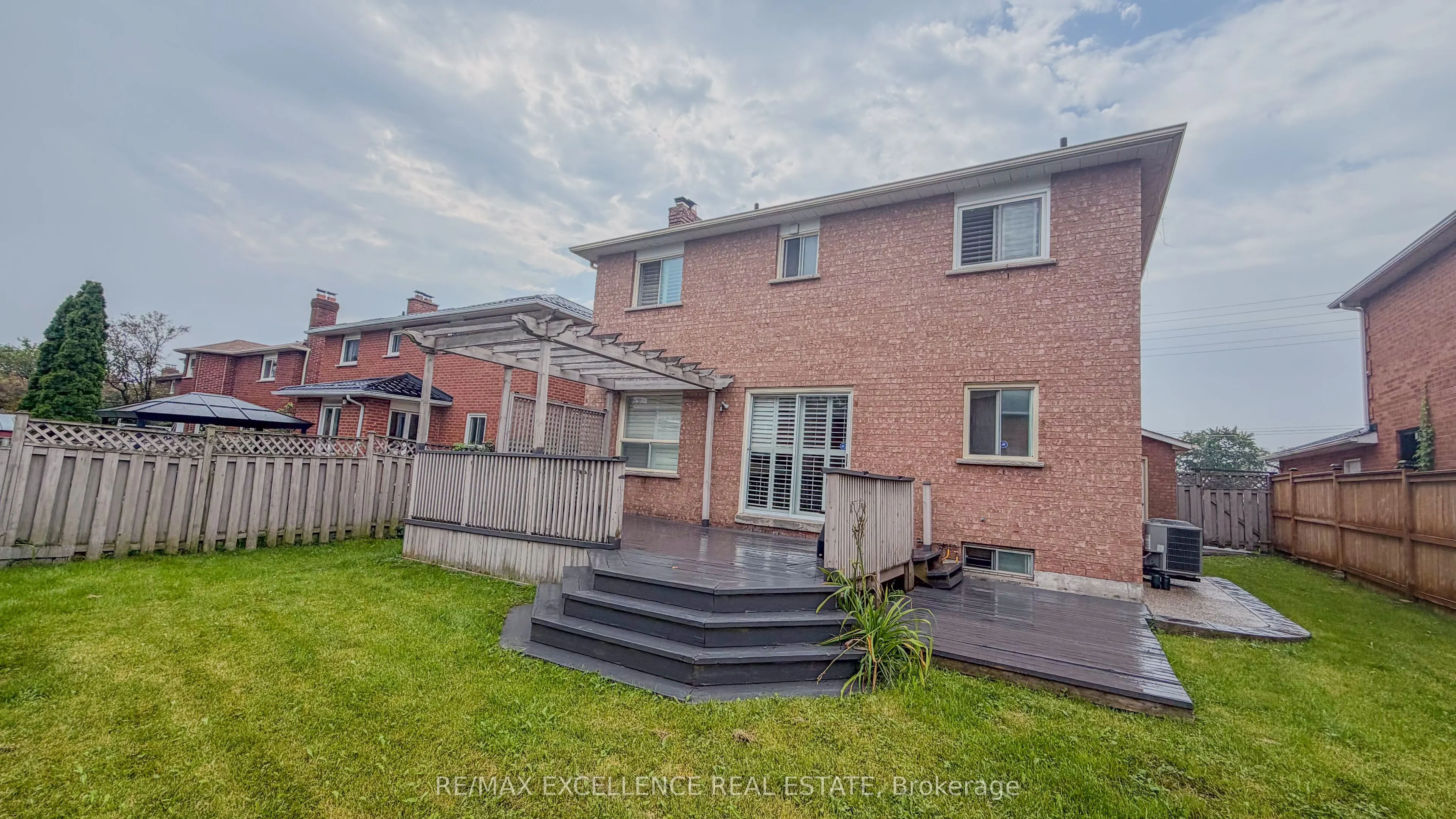 303 Hickory Circle
