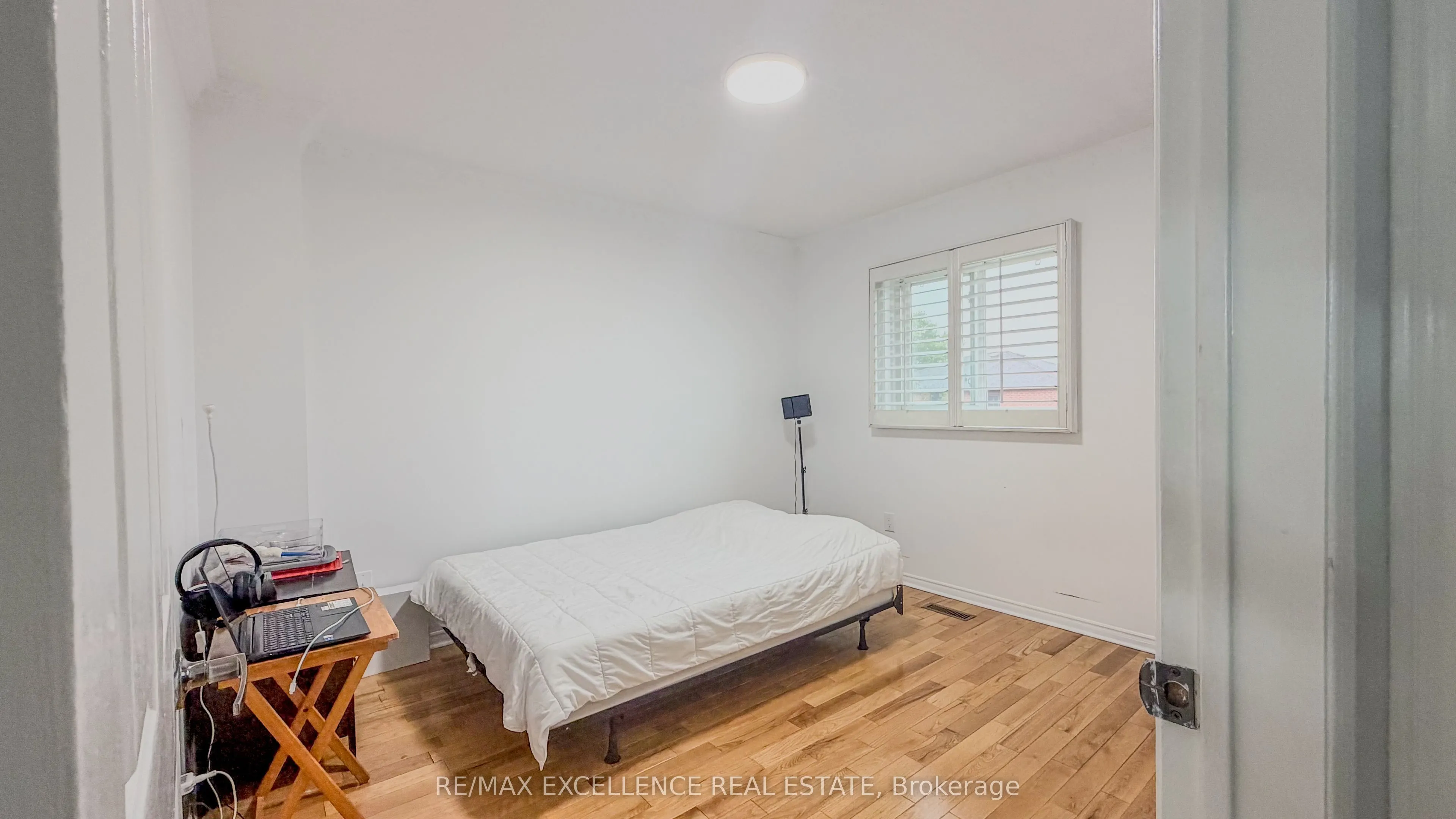 303 Hickory Circle