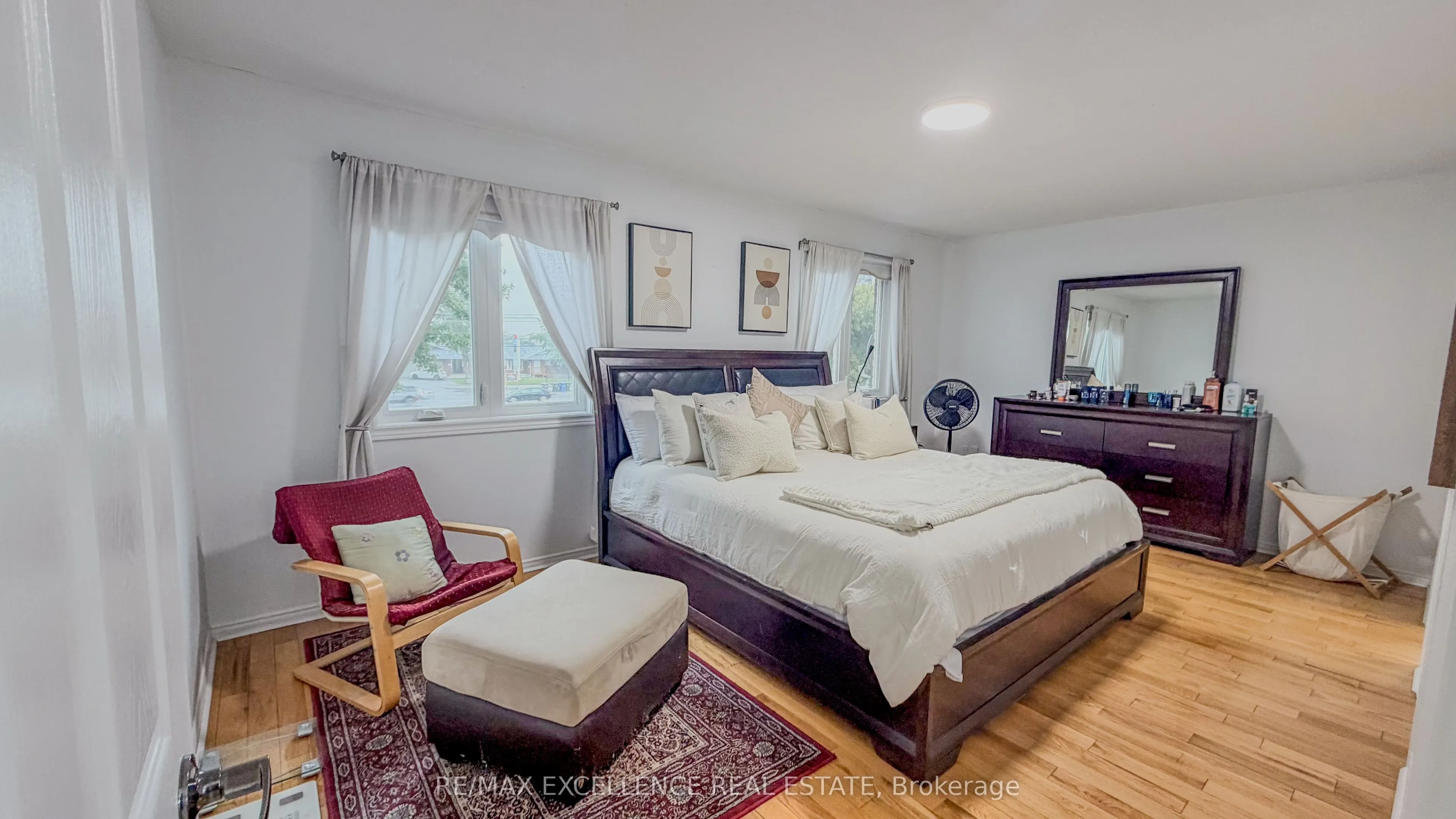 303 Hickory Circle