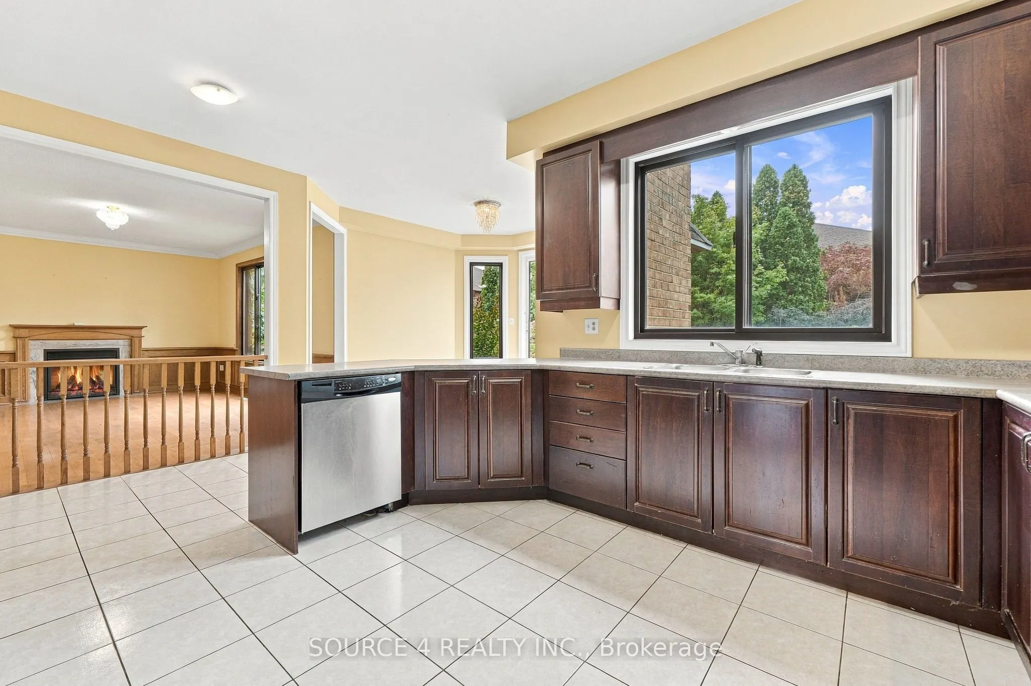 1805 Glenvista Drive
