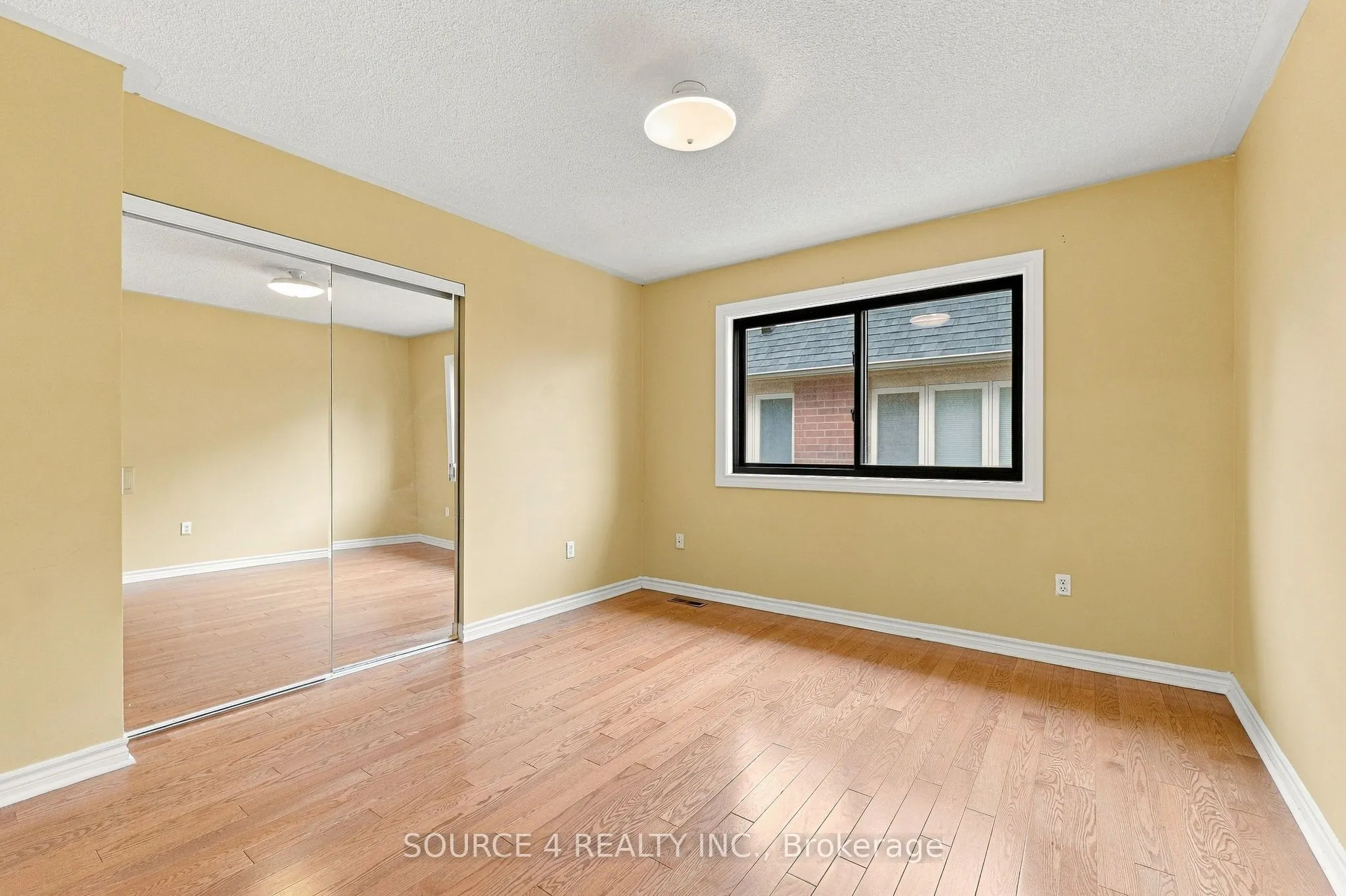1805 Glenvista Drive